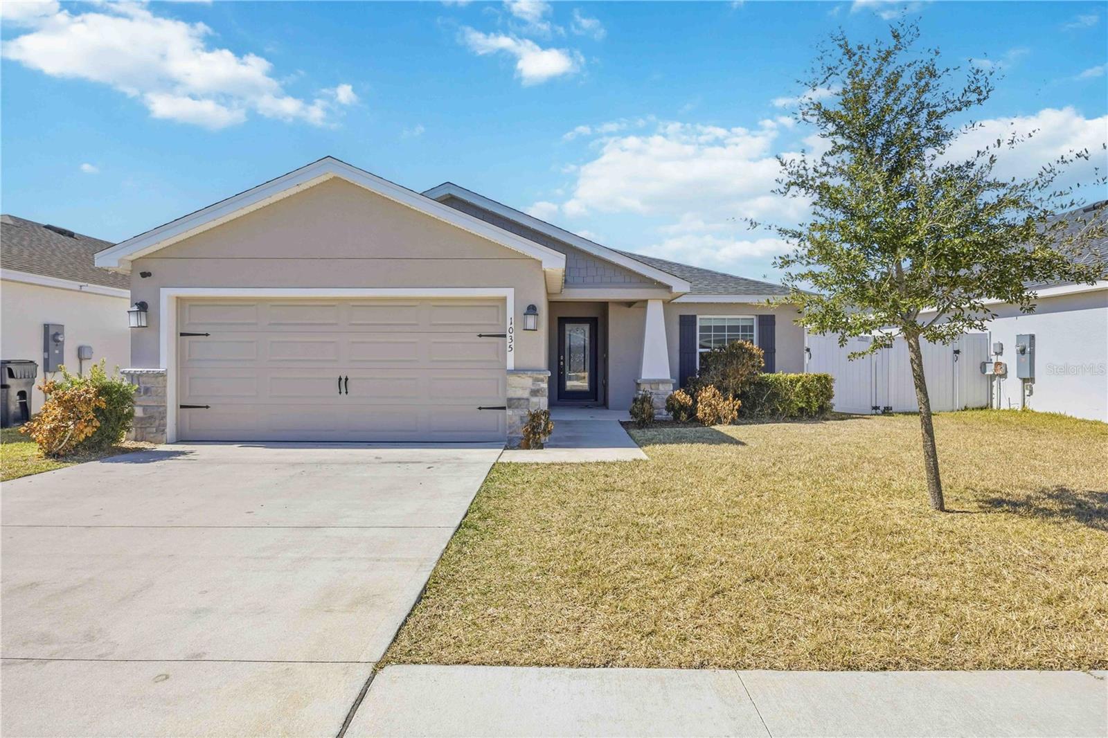 1035 Tropea Ln photo 1