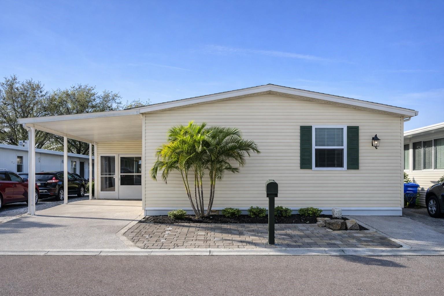 250 S Port Royal Ln photo 1