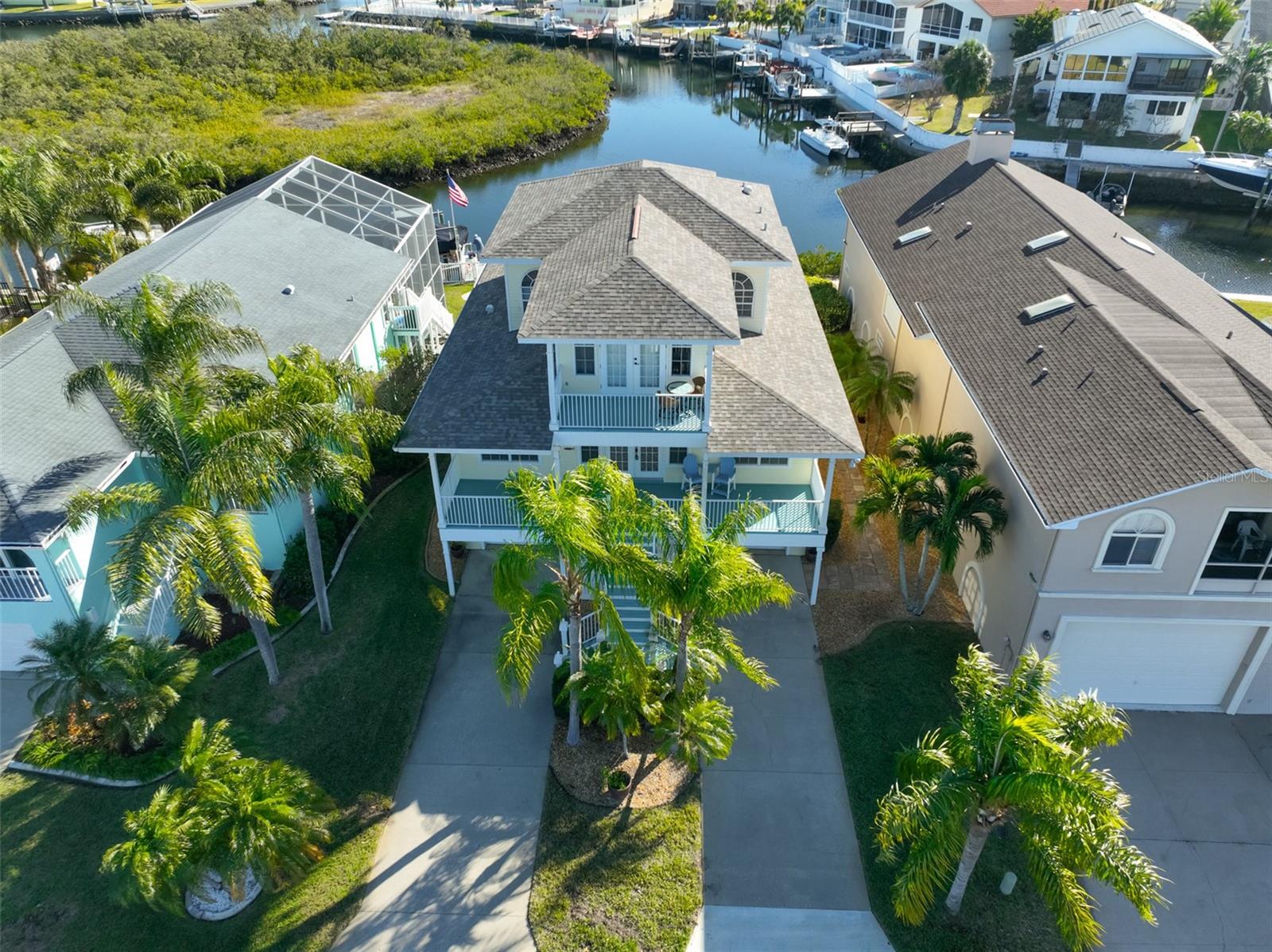 6026 Seaside Dr photo 1