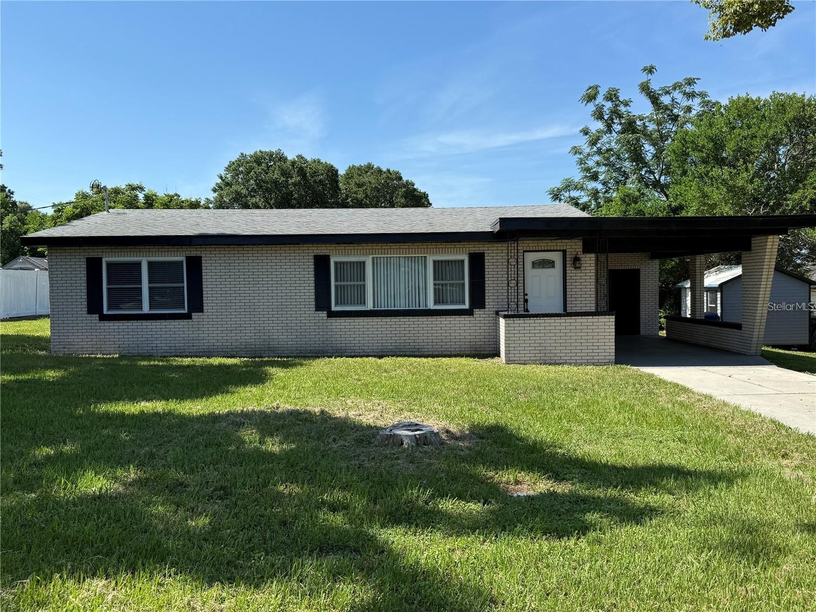 260 W Interlachen St photo 1