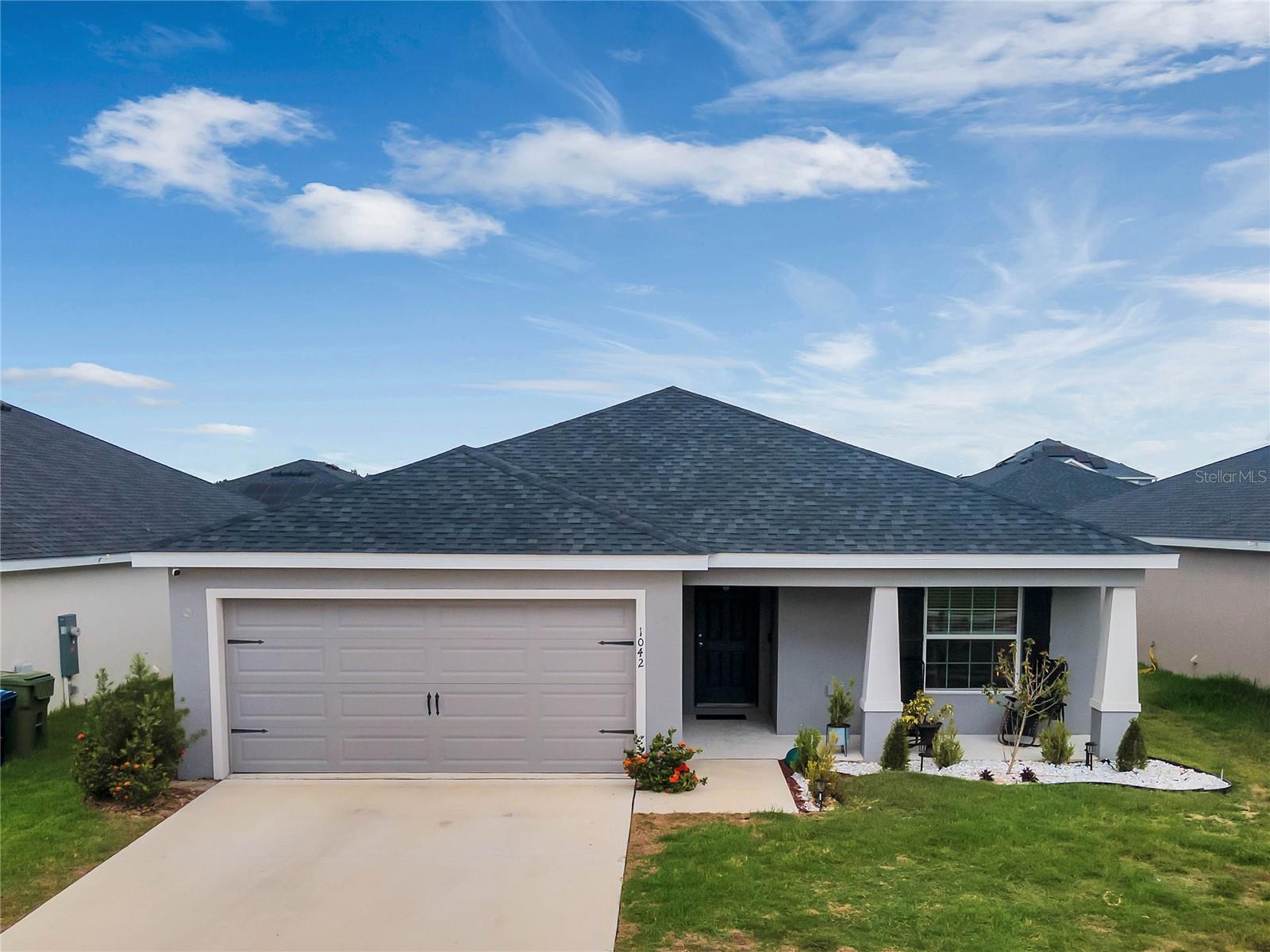 1042 Corso Dr photo 1