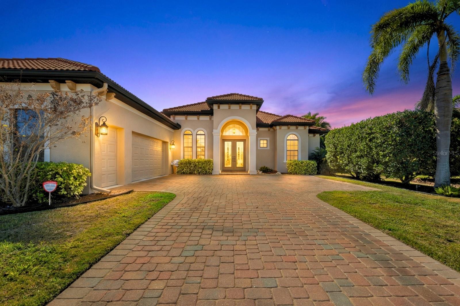 4816 Tobermory Way photo 1