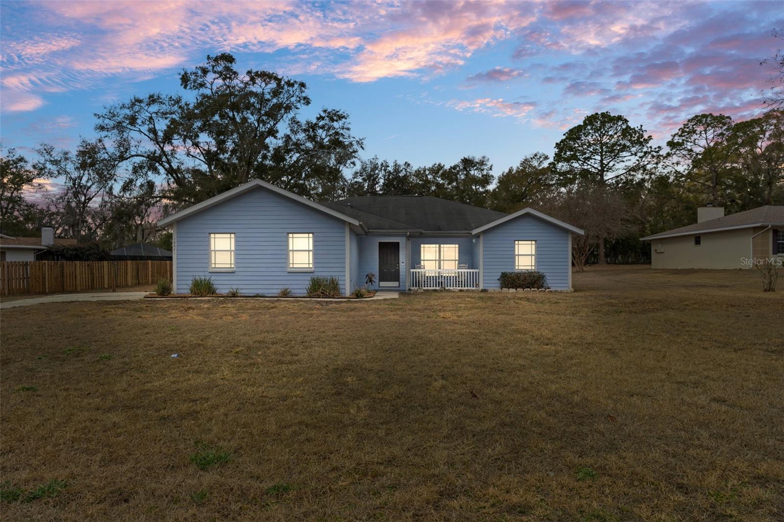 10041 Kimbrough Dr photo 1