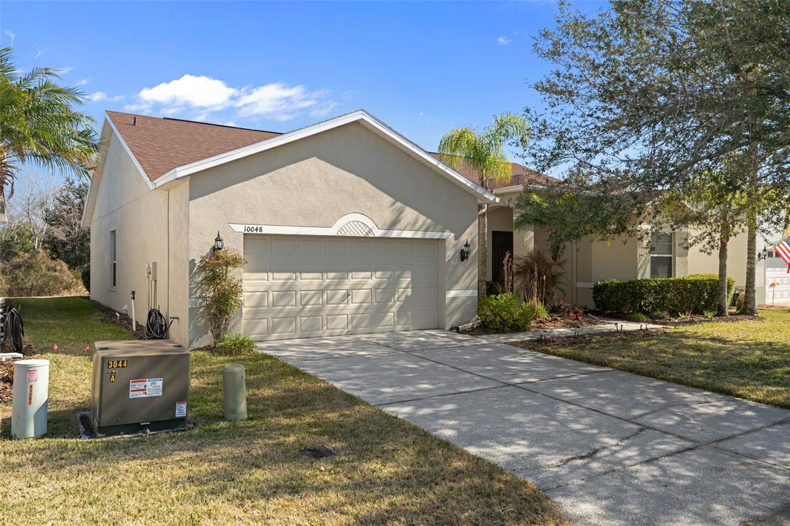 10048 Cleghorn Dr photo 1