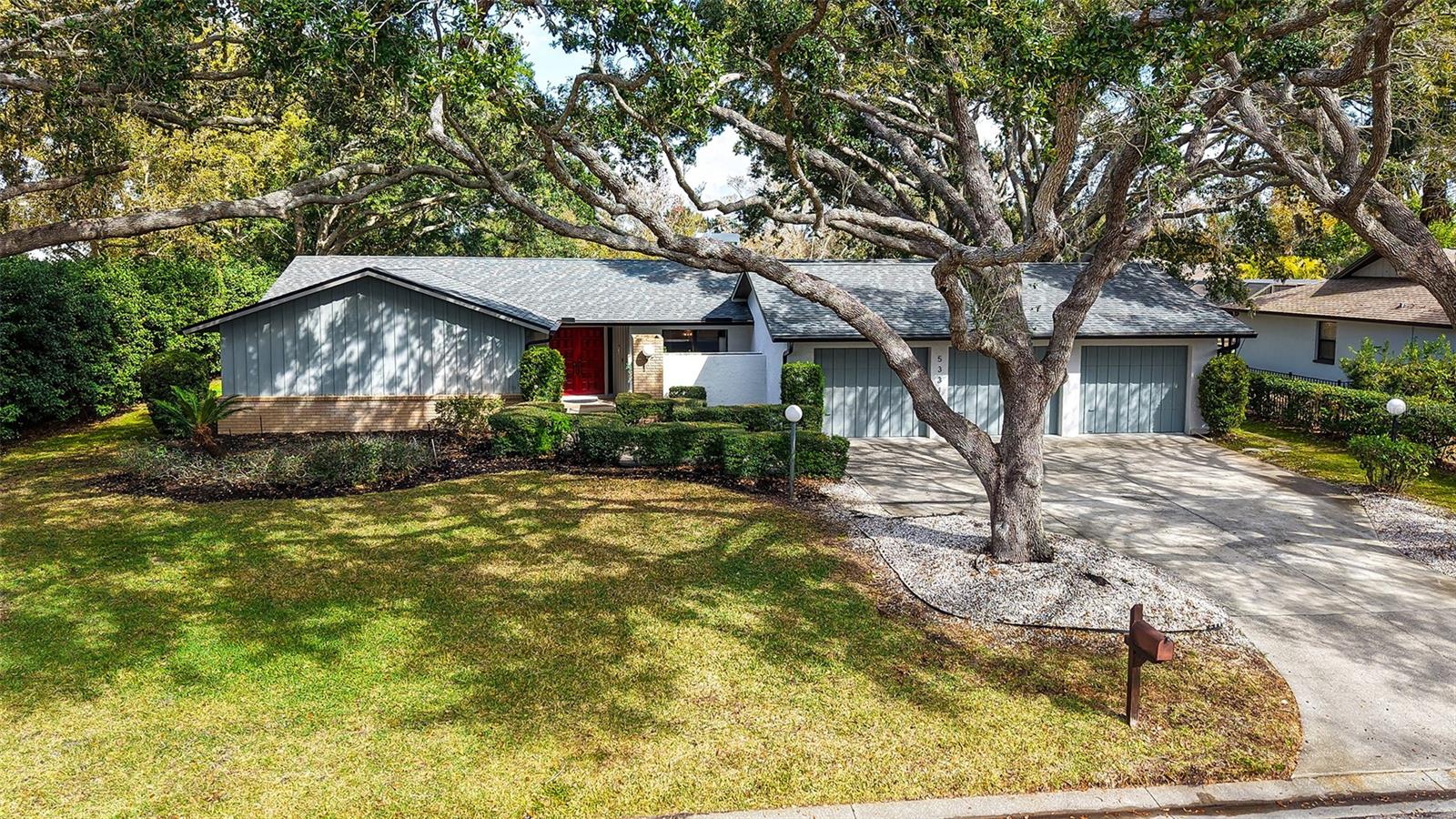 5331 Dominica Cir photo 1