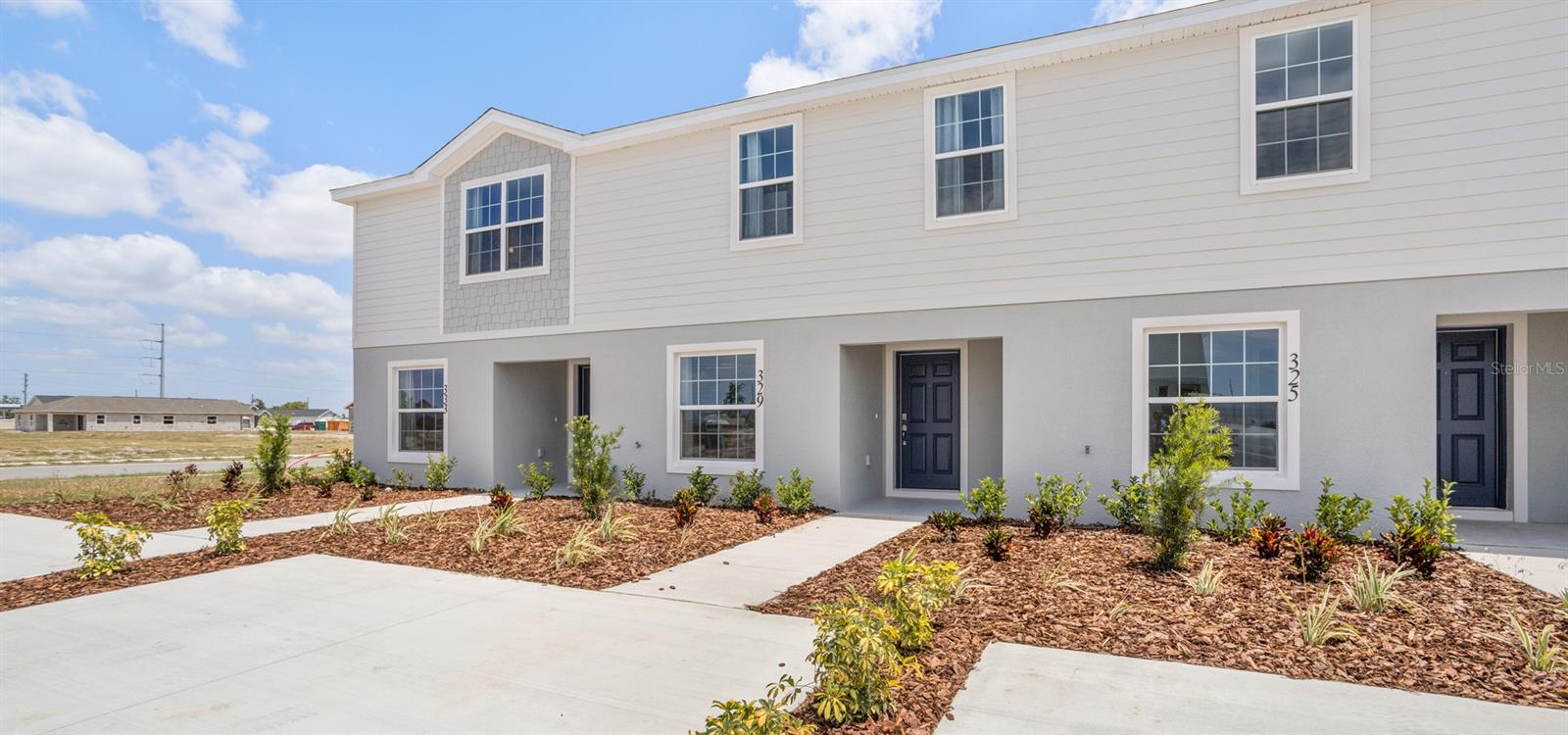 349 Wharf Way photo 1