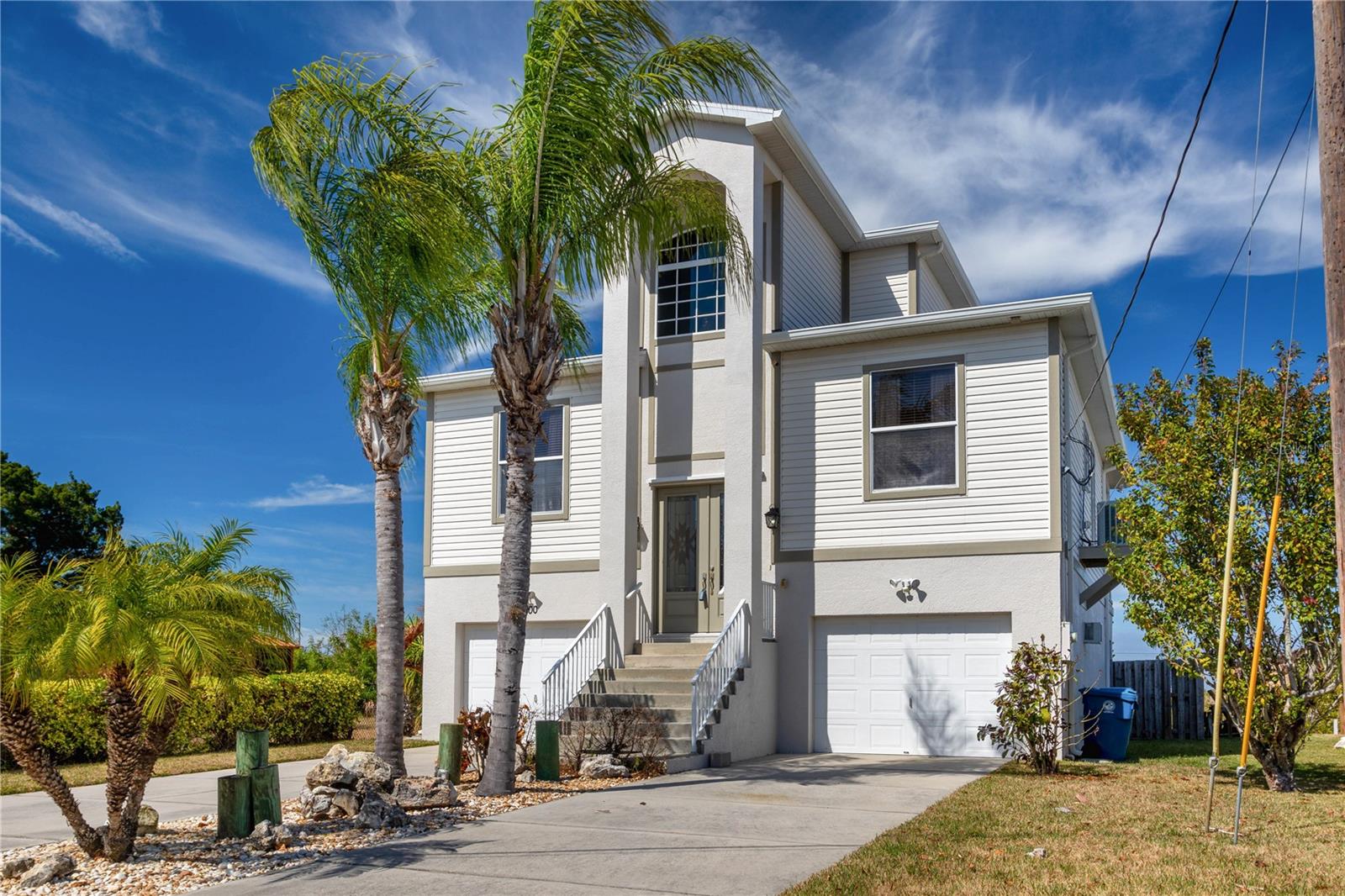 5100 Cedarbrook Ln photo 1