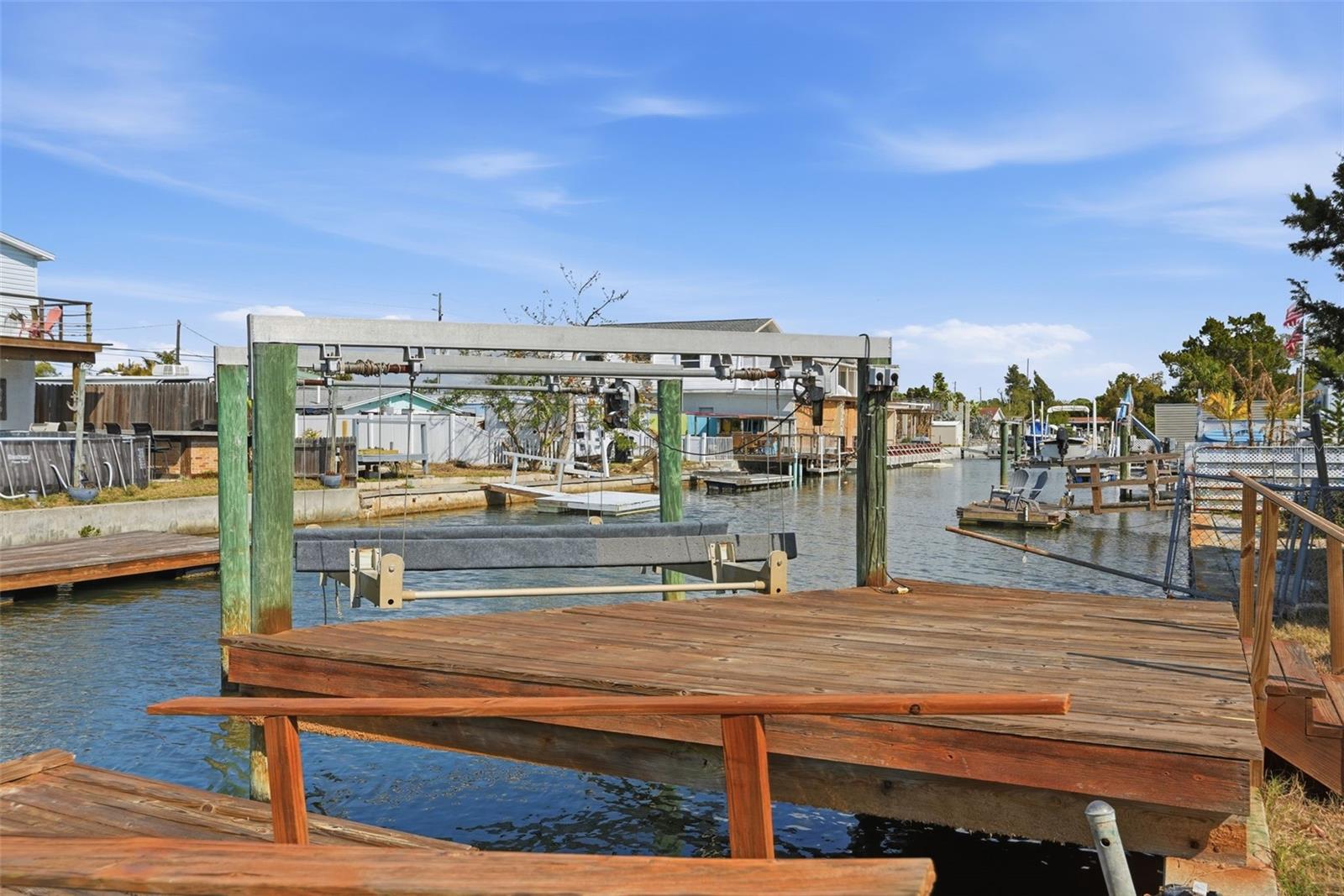 6727 Albatross Ln photo 1