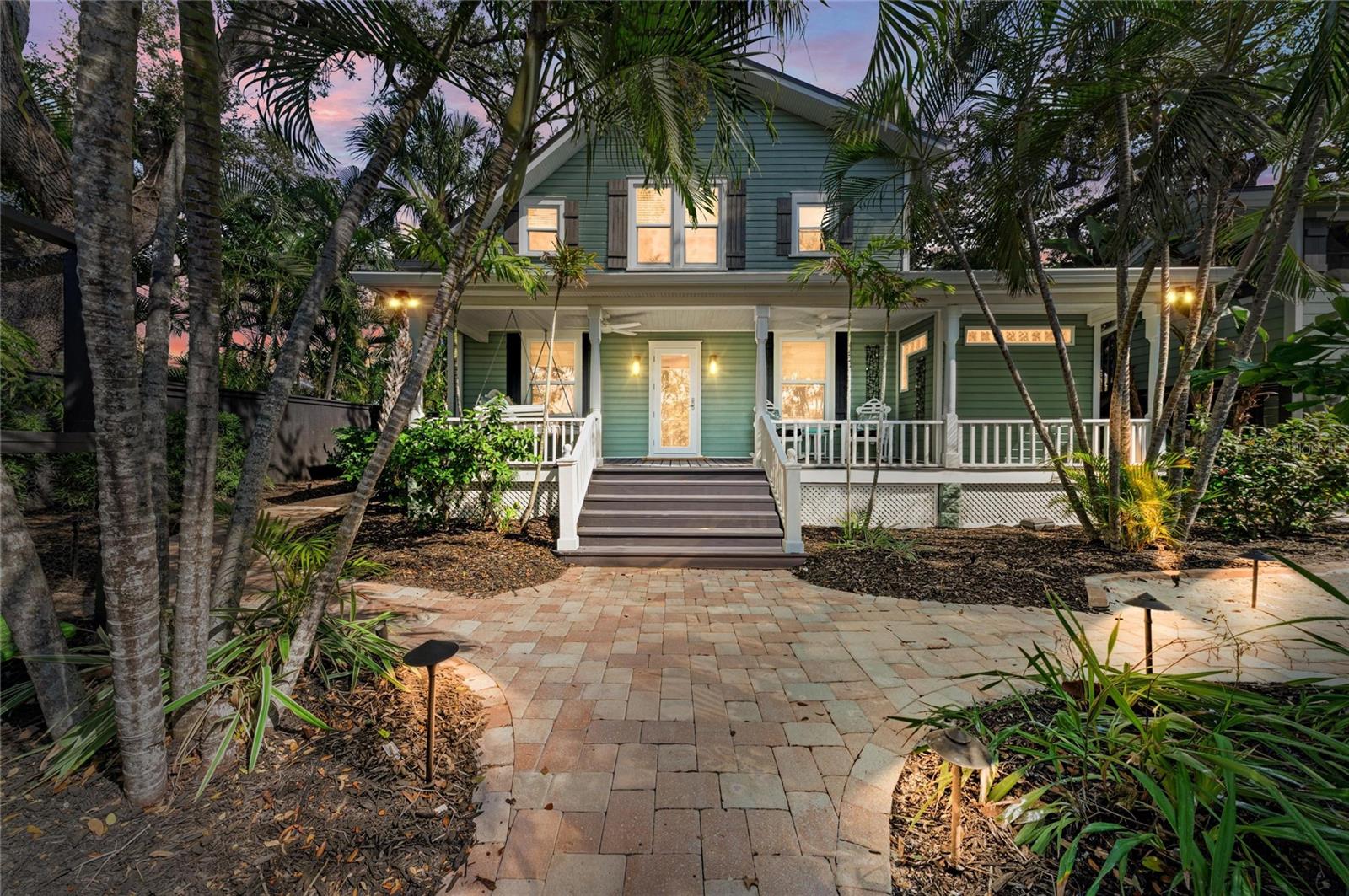 1611 Hyde Park St photo 1