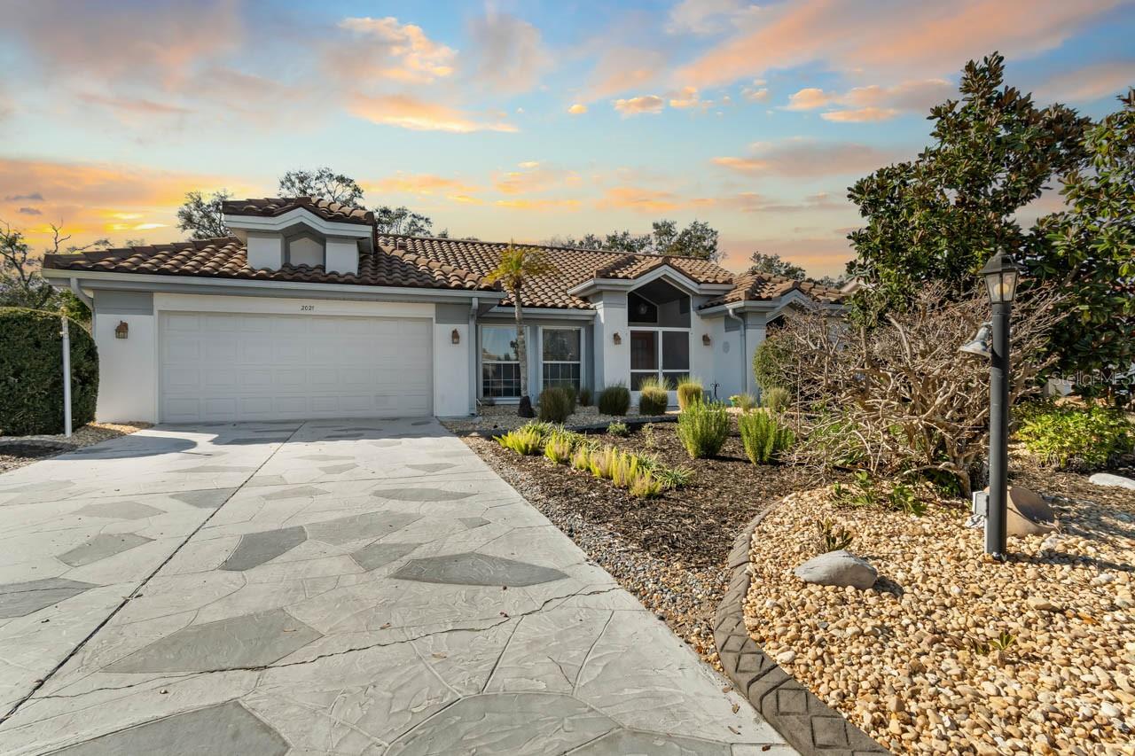 2021 Berry Roberts Dr photo 1