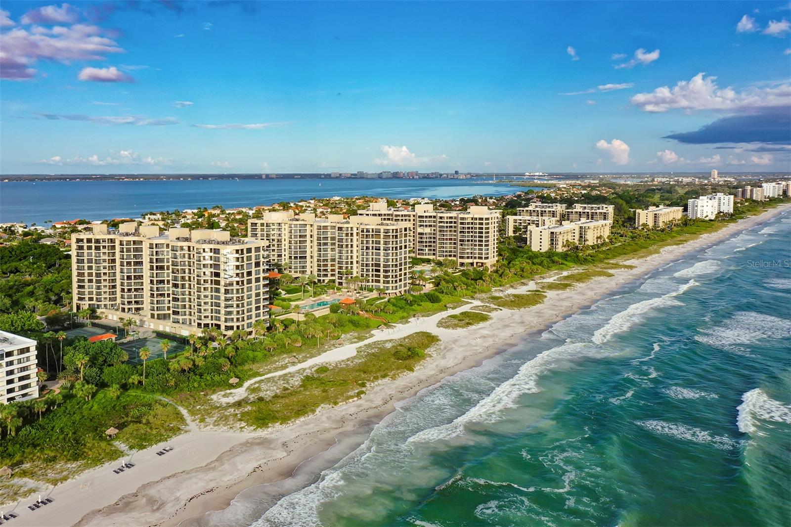 1241 Gulf Of Mexico Dr #111 photo 1