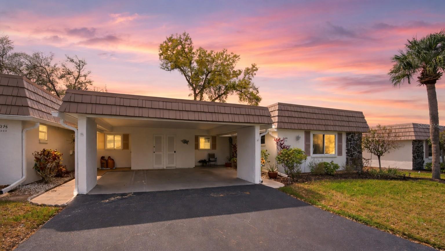 2320 Aquabluff Pl #V274 photo 1