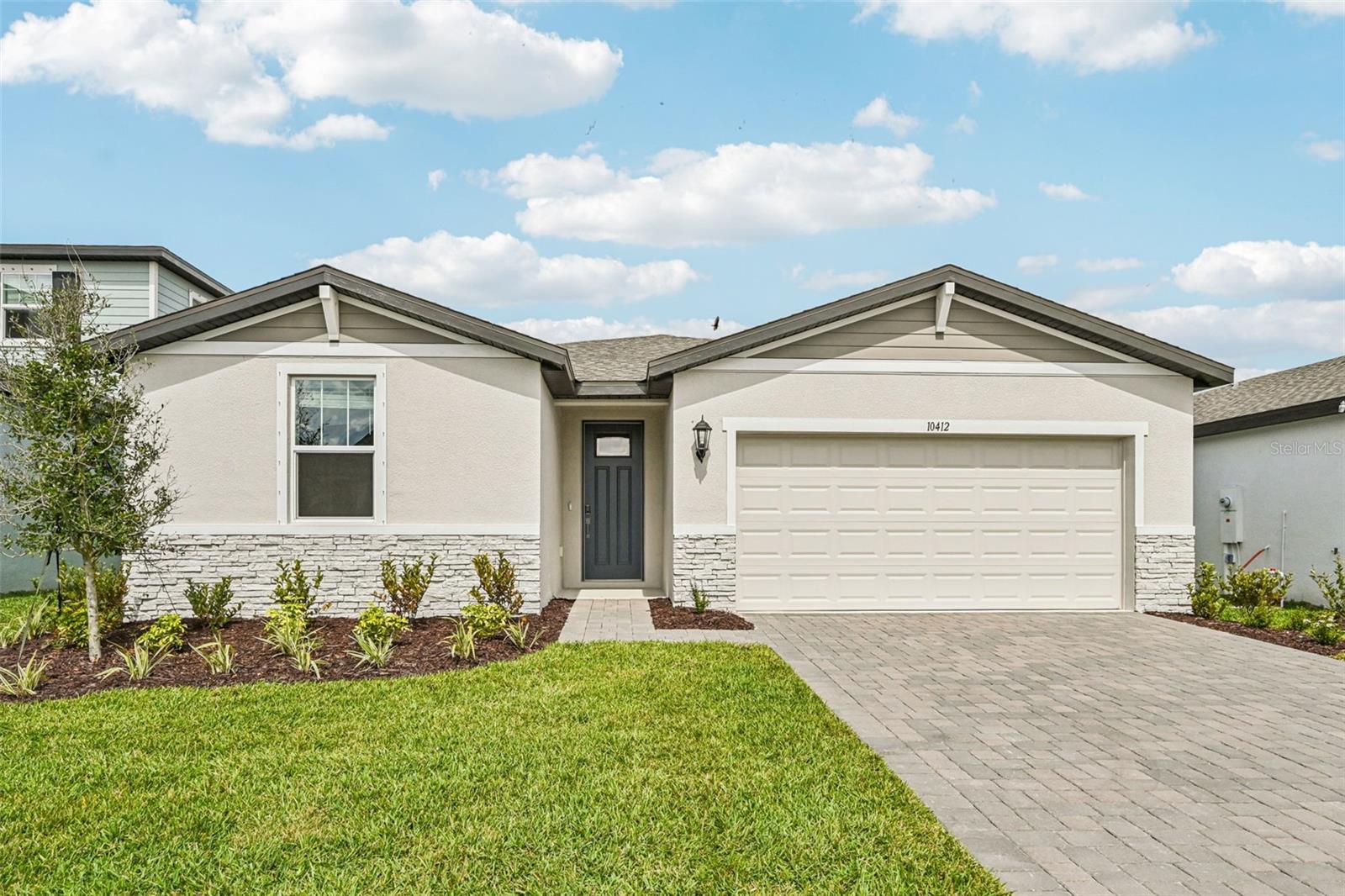 10412 Abundance Grove Way photo 1