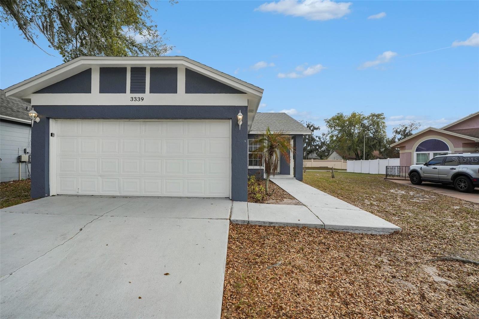 3339 Queens Cove Loop photo 1