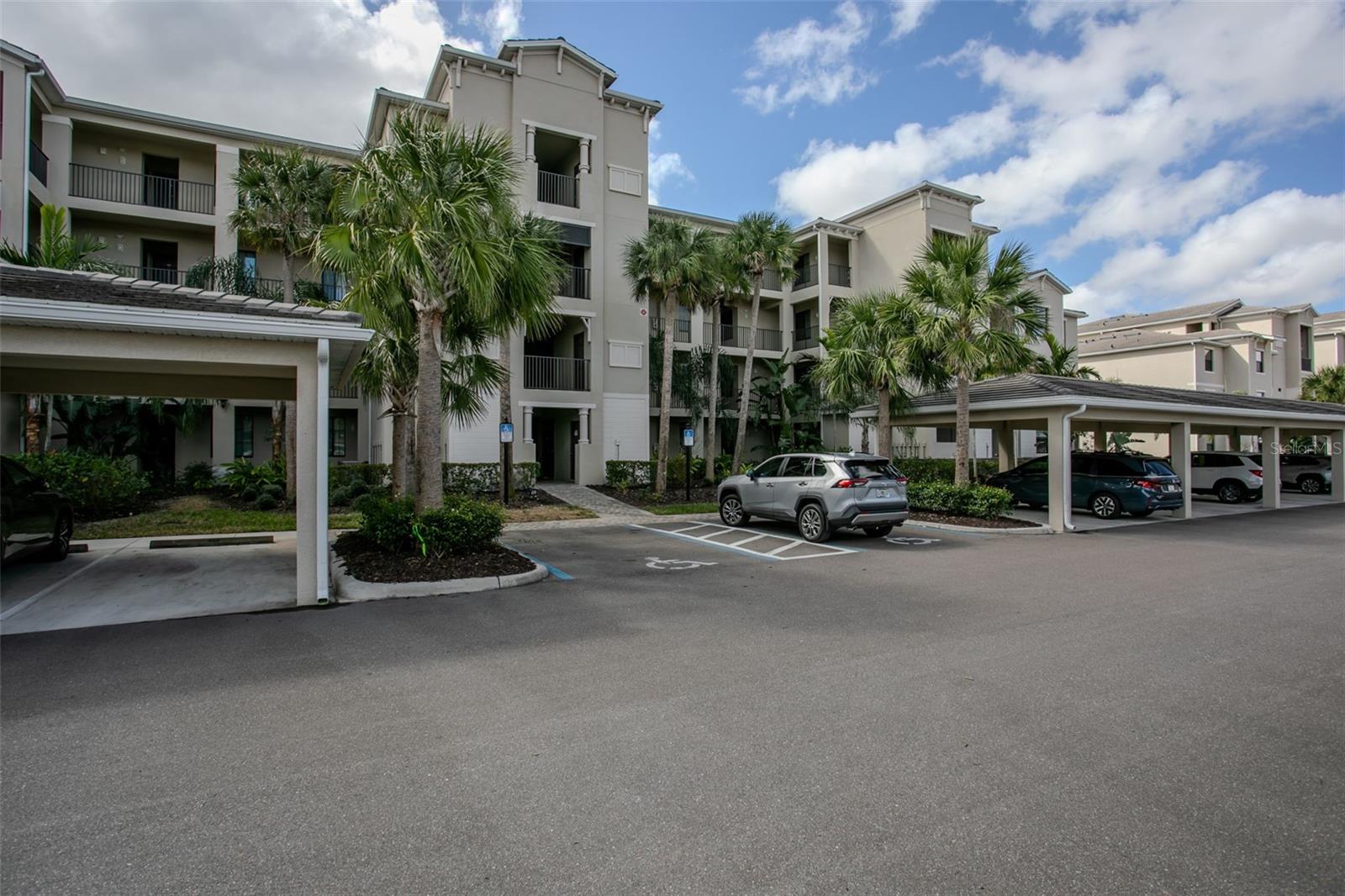 18028 Gawthrop Dr #402 photo 1