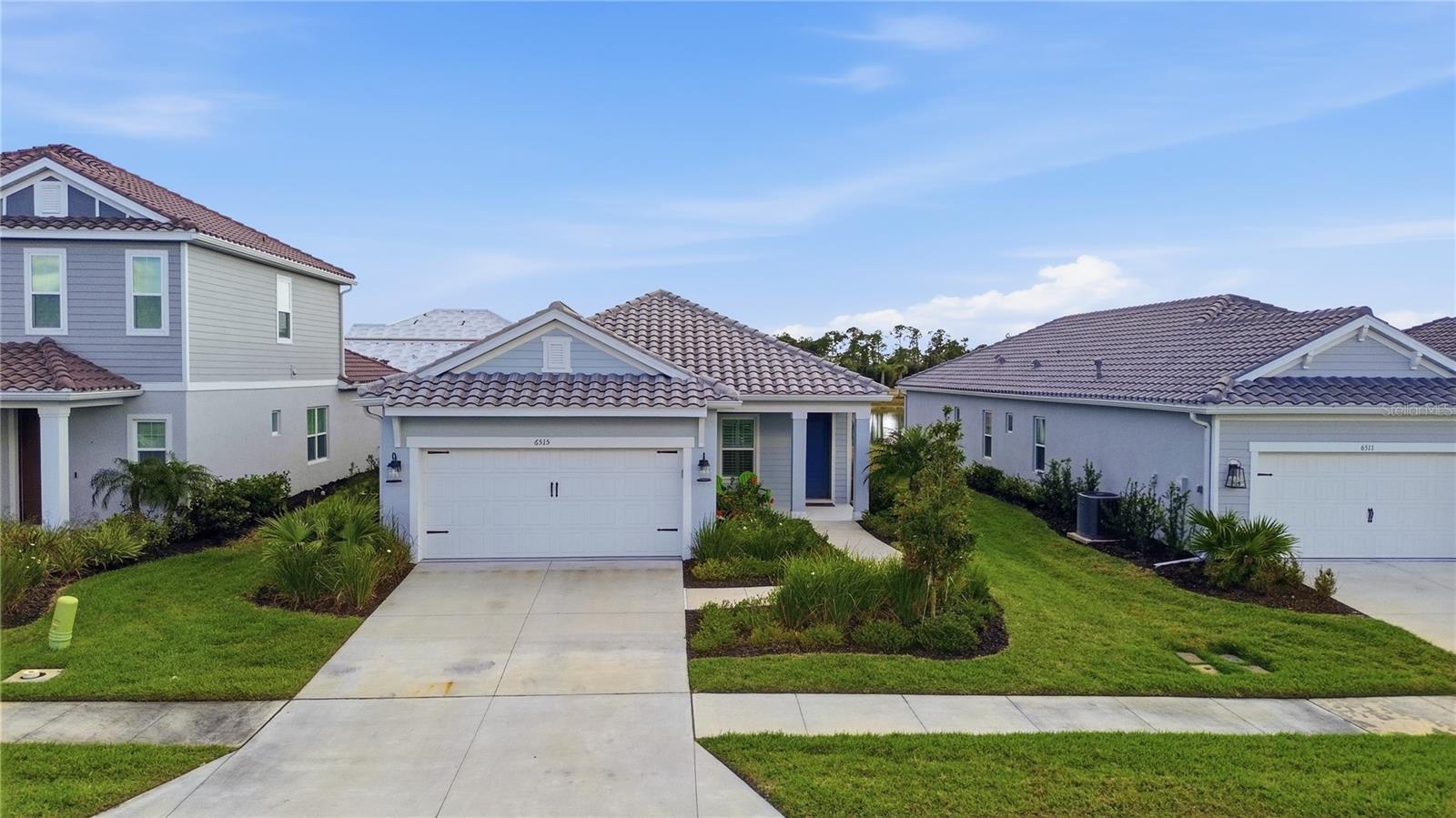 6515 Big Bayou Dr photo 1