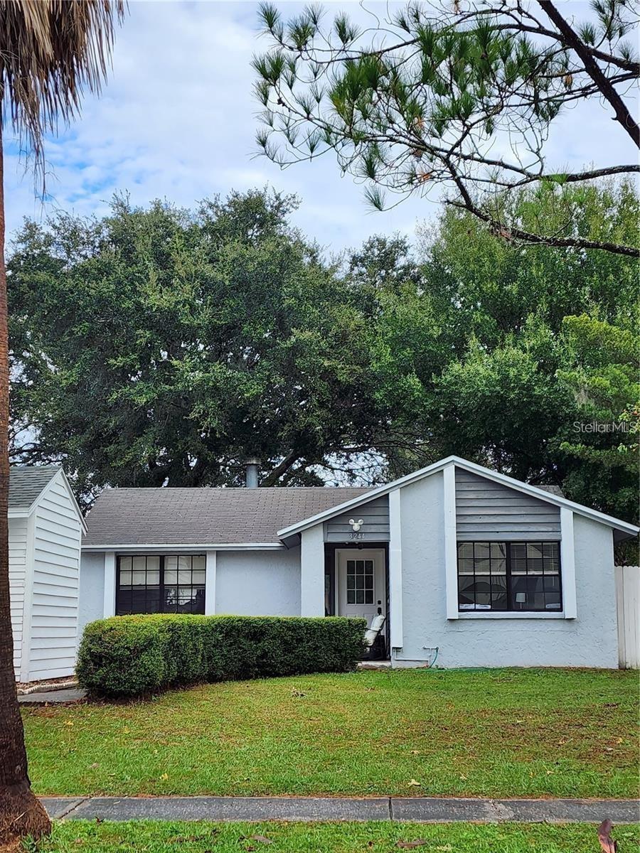 3244 Fox Lake Dr