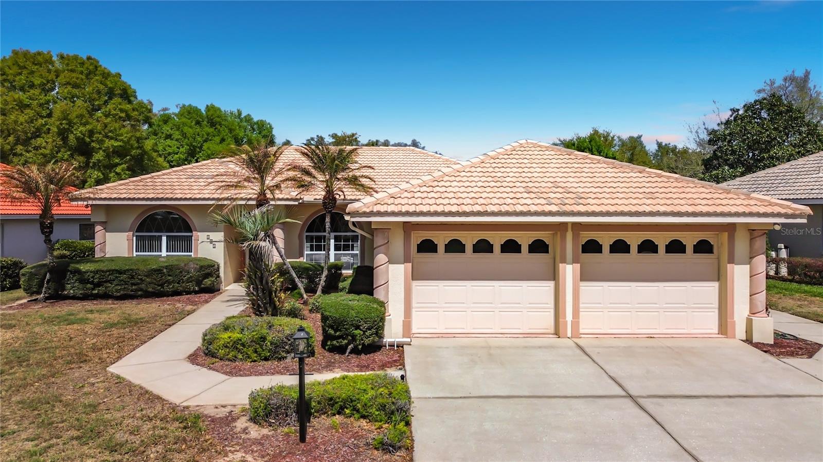 221 Golf Aire Blvd photo 1