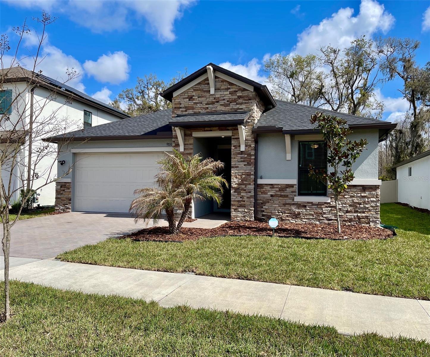 9810 Carabiner Way photo 1