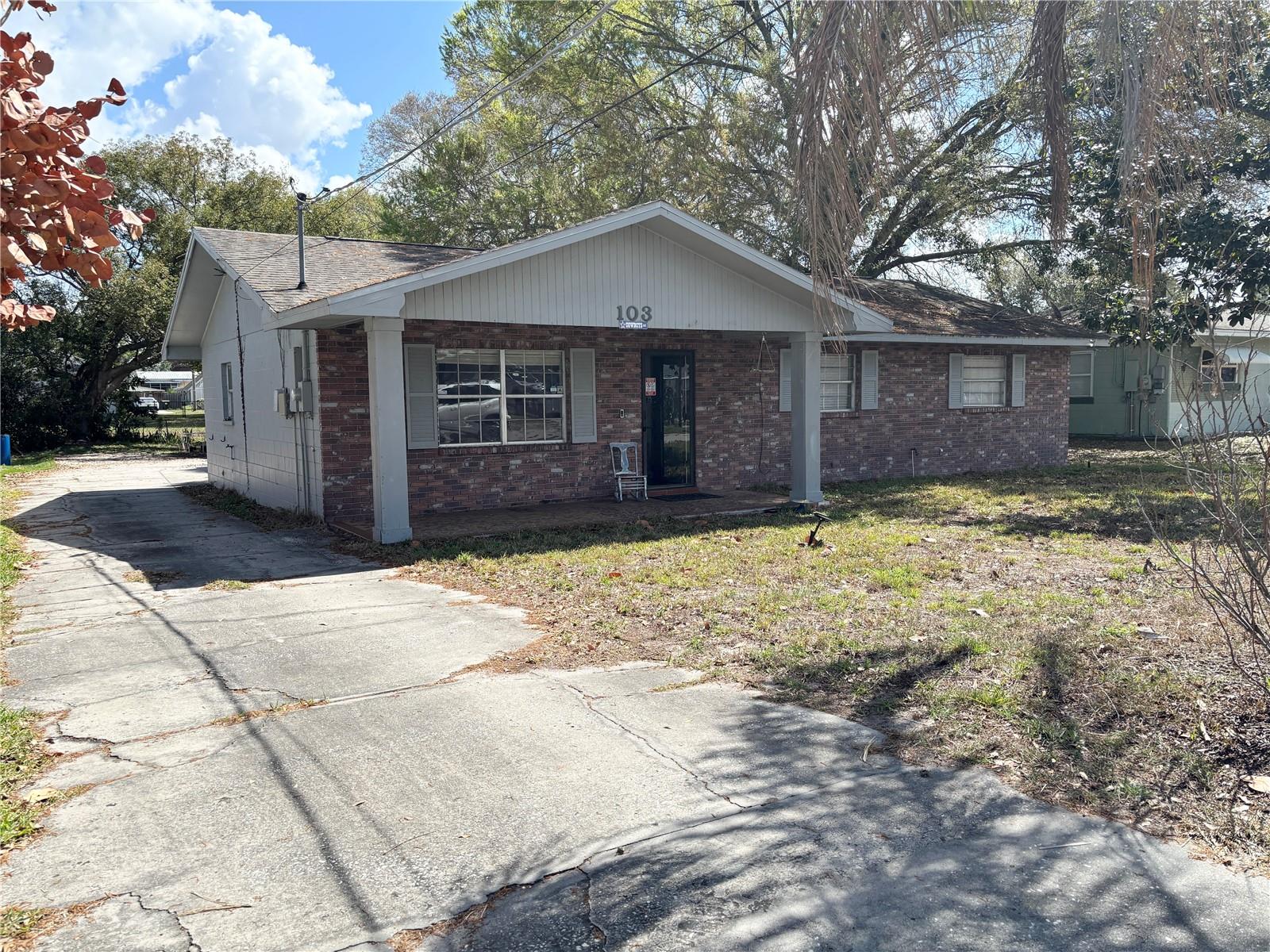 103 Davis St photo 1