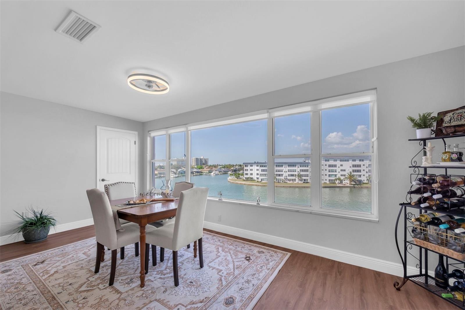 6025 Shore Blvd S #405 photo 1
