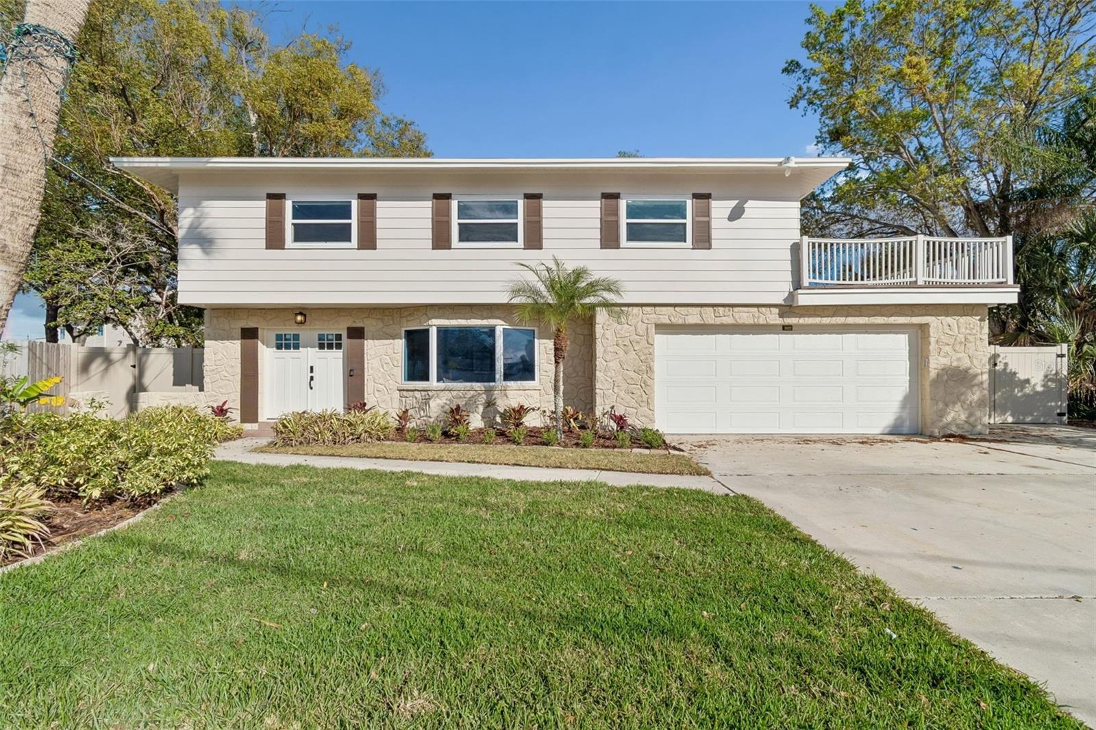 8402 Boxwood Dr photo 1