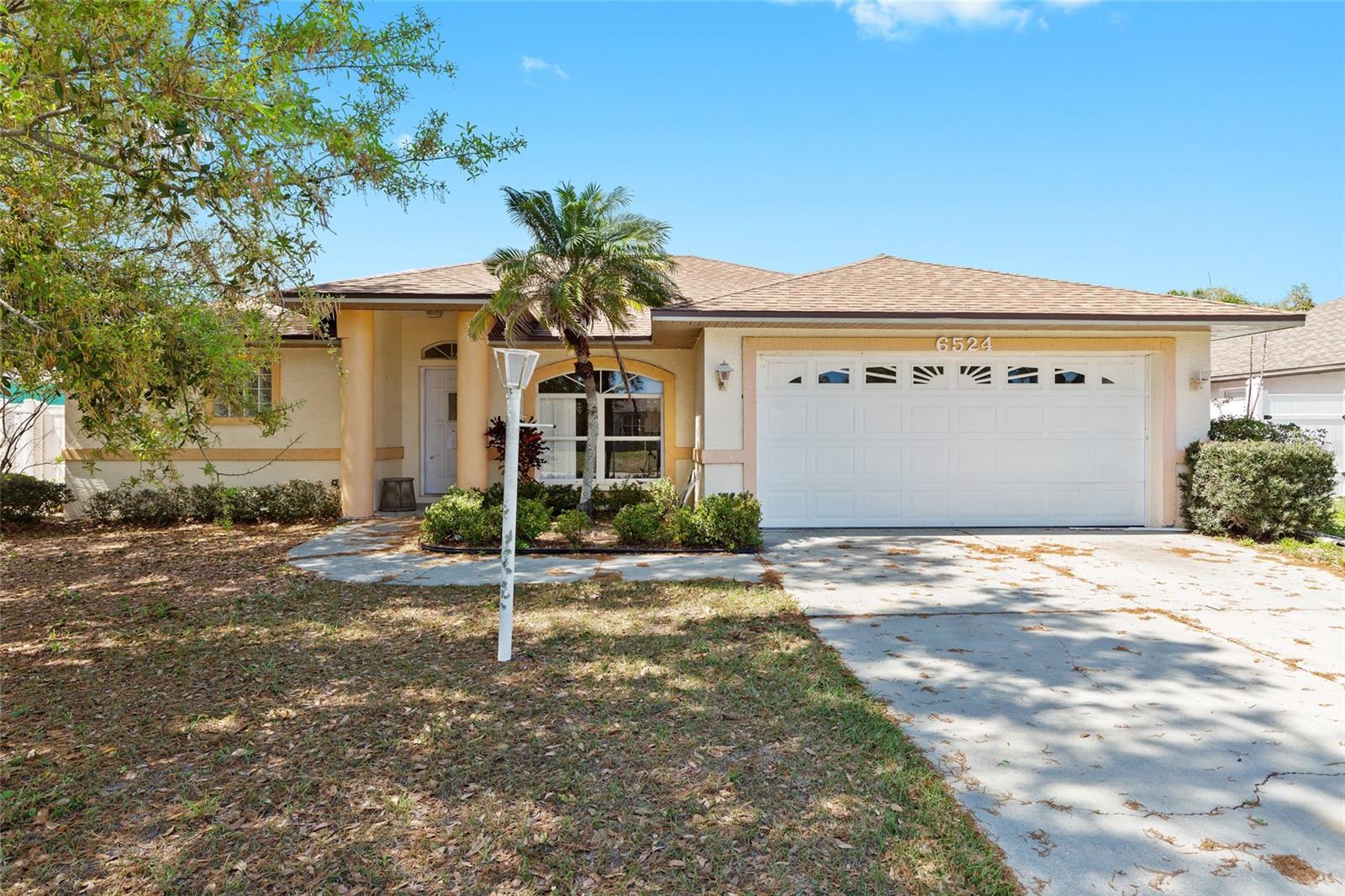 6524 67th Court E. photo 1