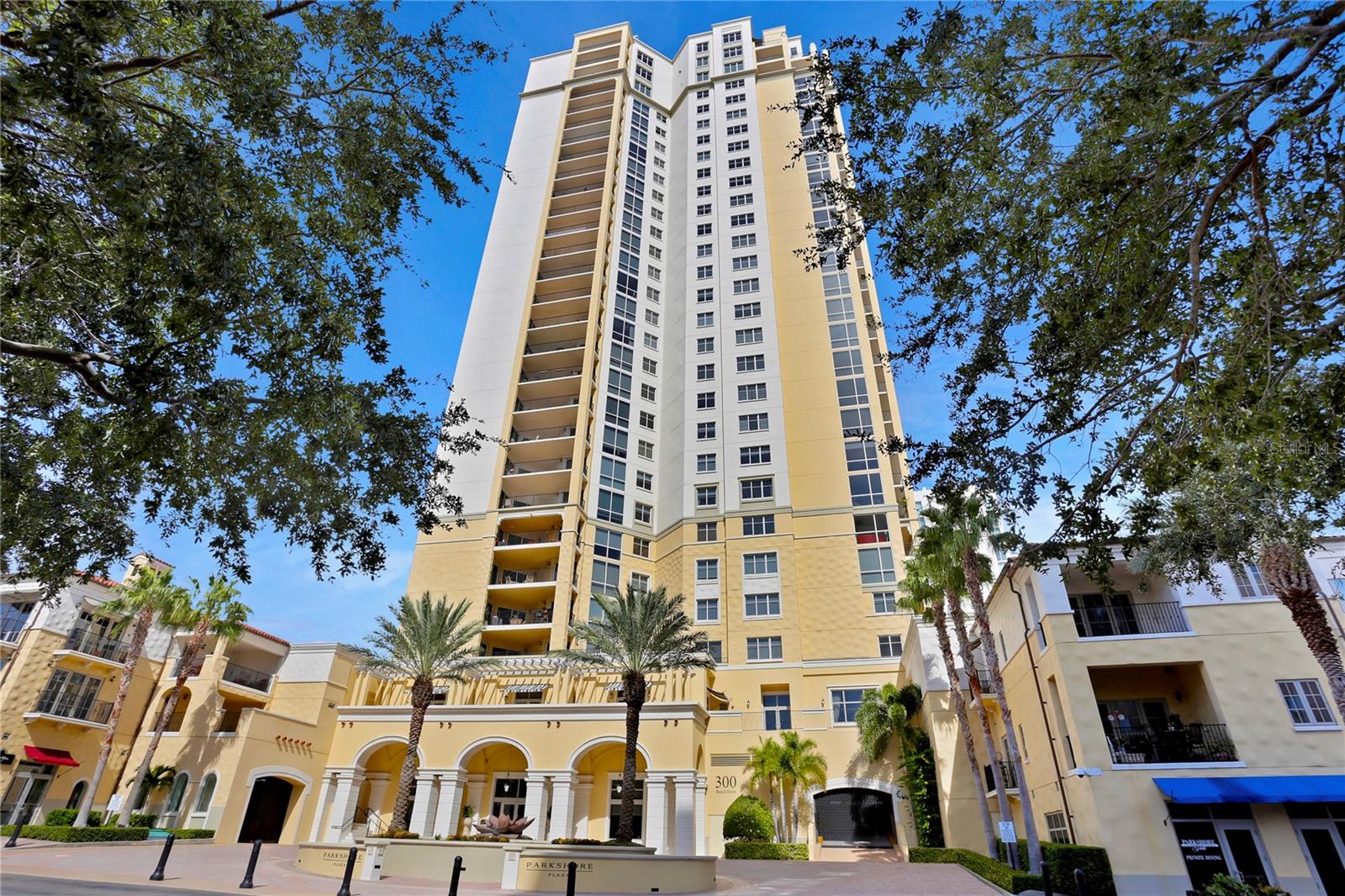 300 Beach Dr NE #1201 photo 1