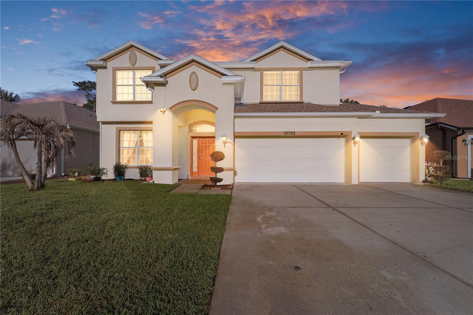 10702 Deerberry Dr photo 1