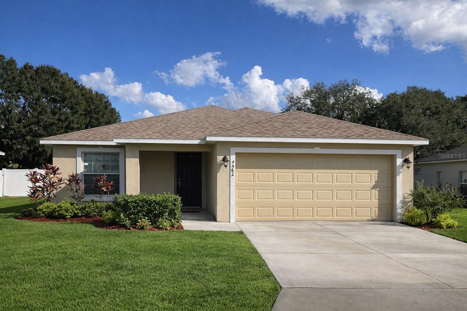 4562 Turner Oaks Dr photo 1