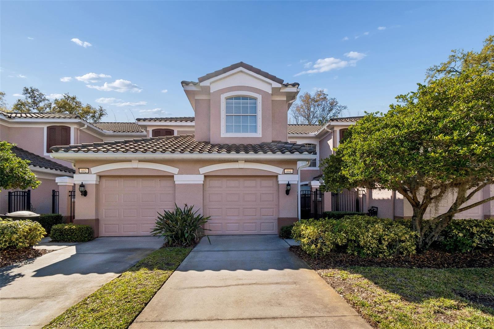 894 Lantern Way photo 1
