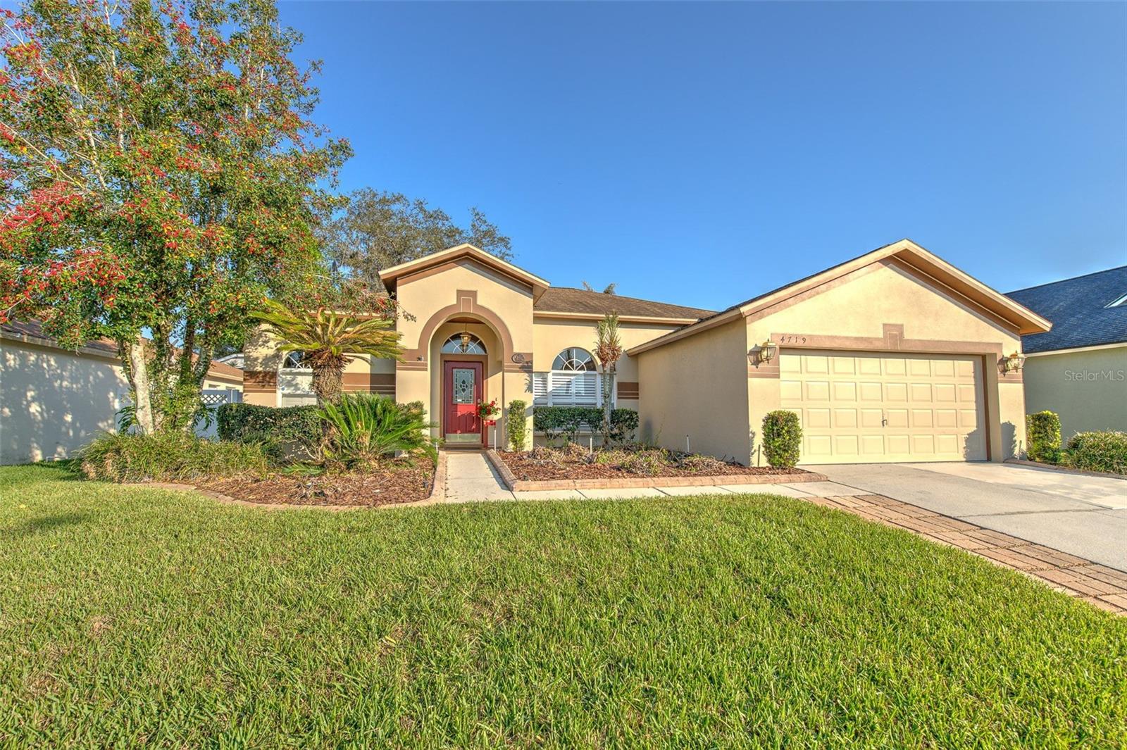 4719 Portobello Cir photo 1