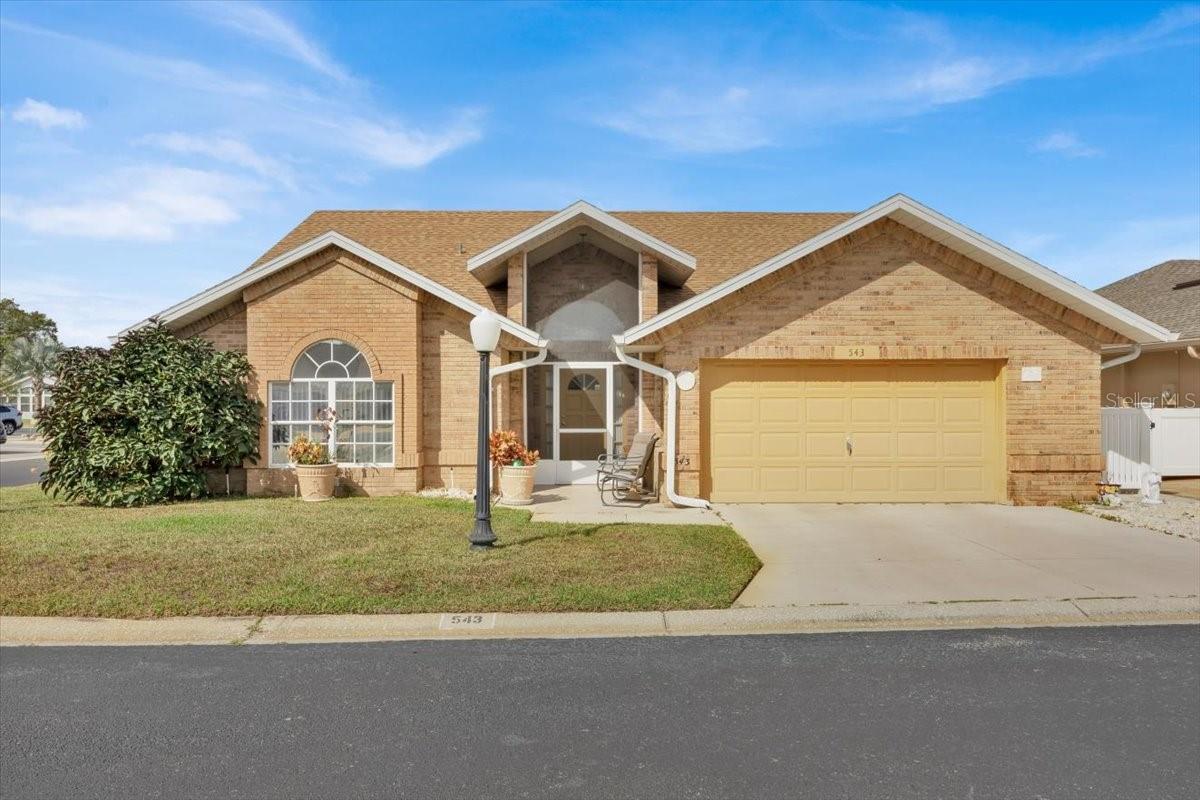 543 Clubhill Dr photo 1