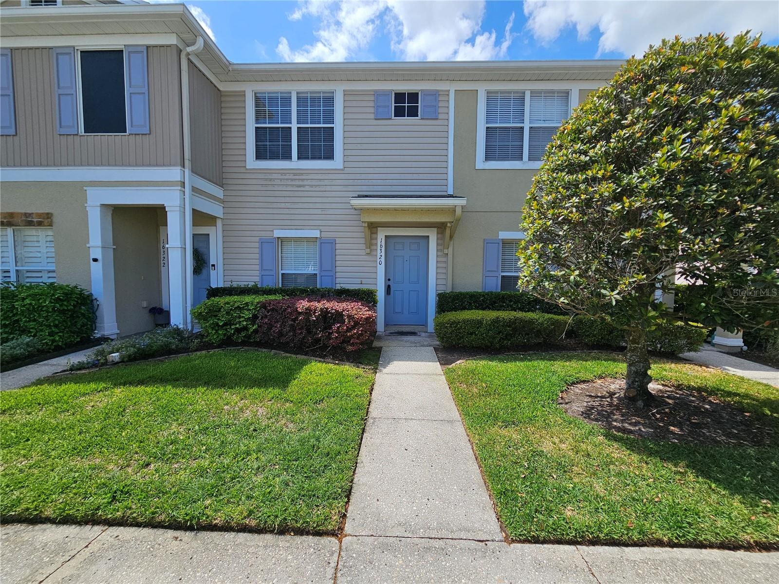 16320 Swan View Cir photo 1