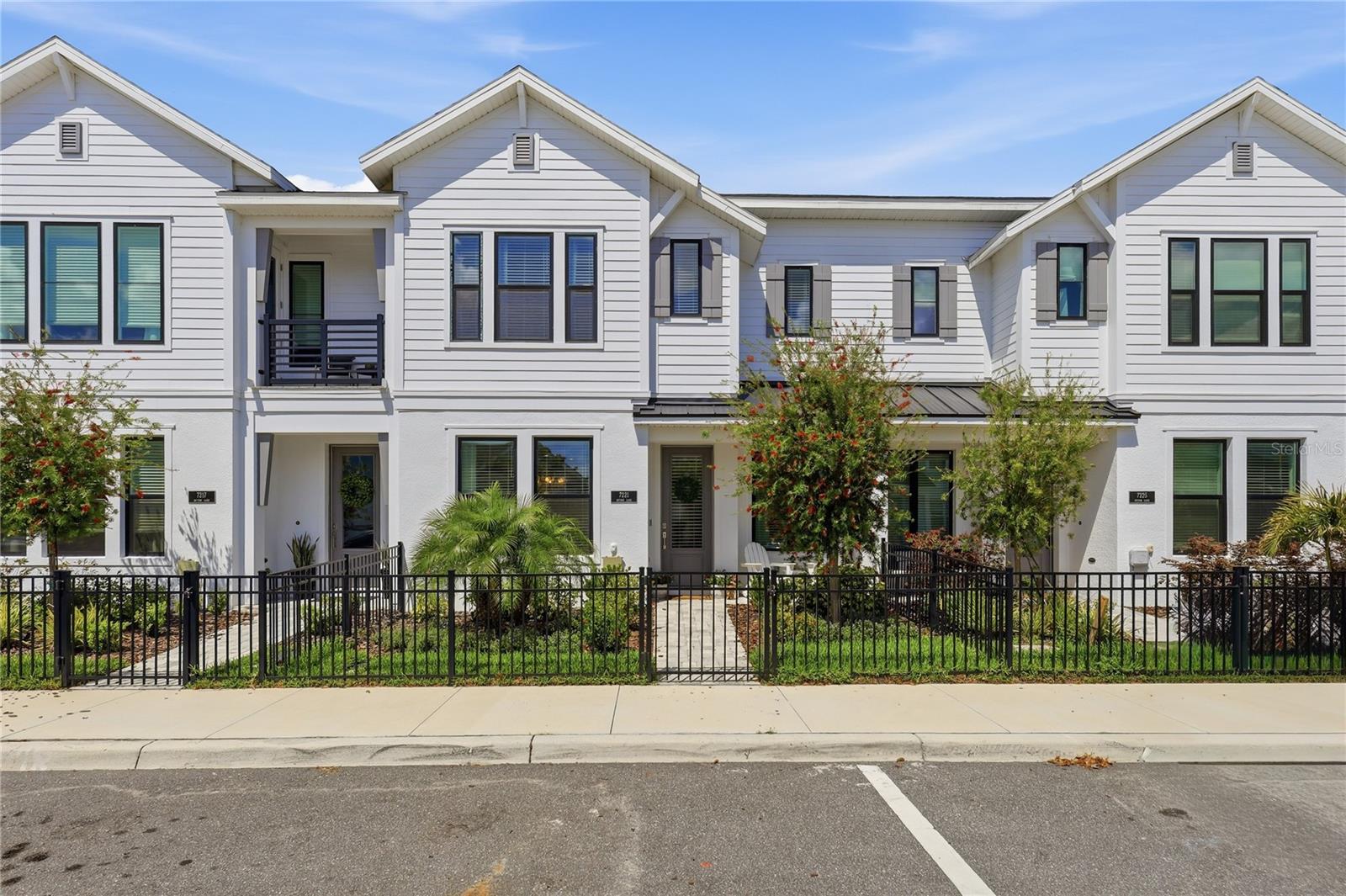 7221 Sutton Ln photo 1