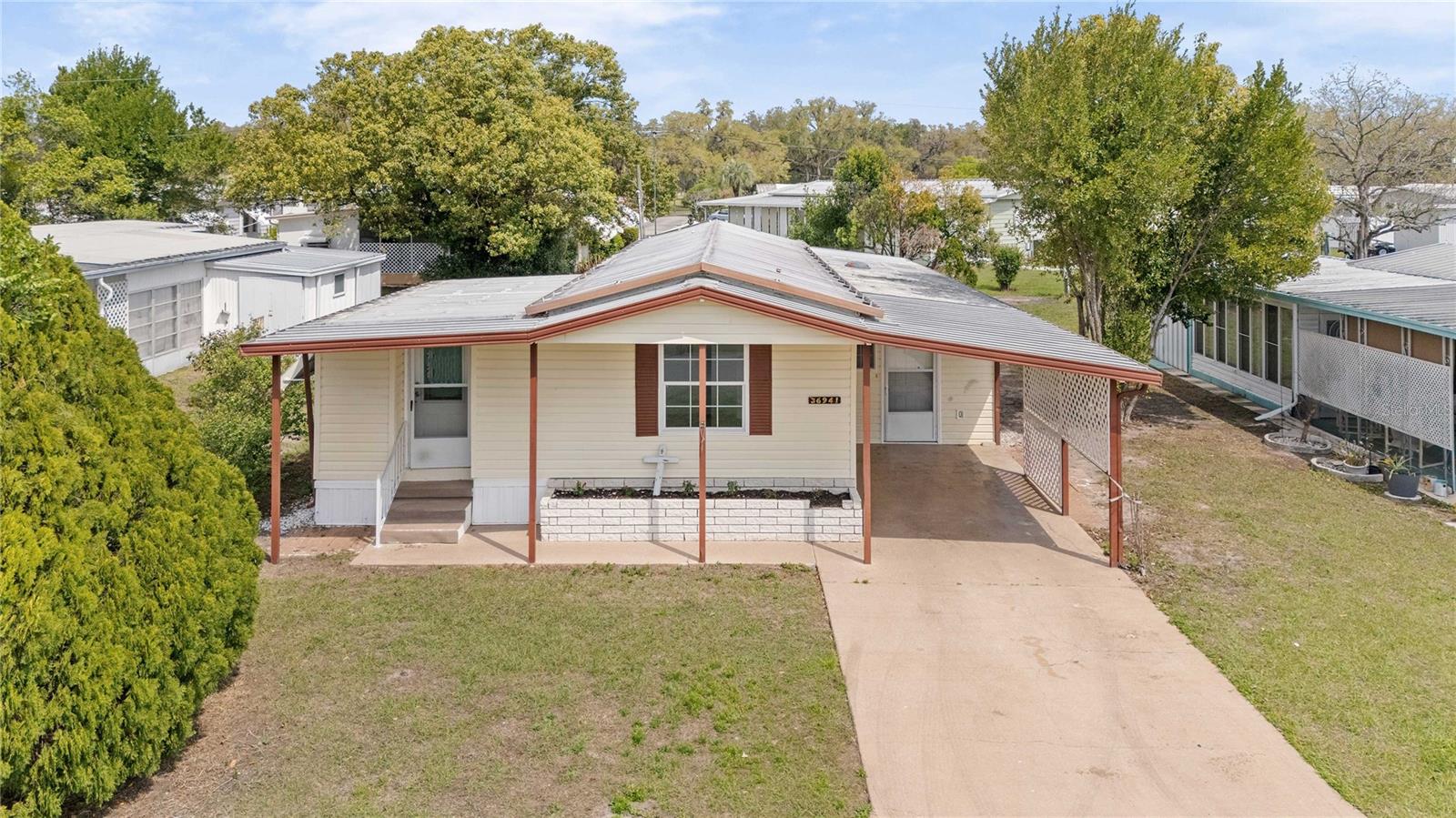 36941 Beth Ave photo 1