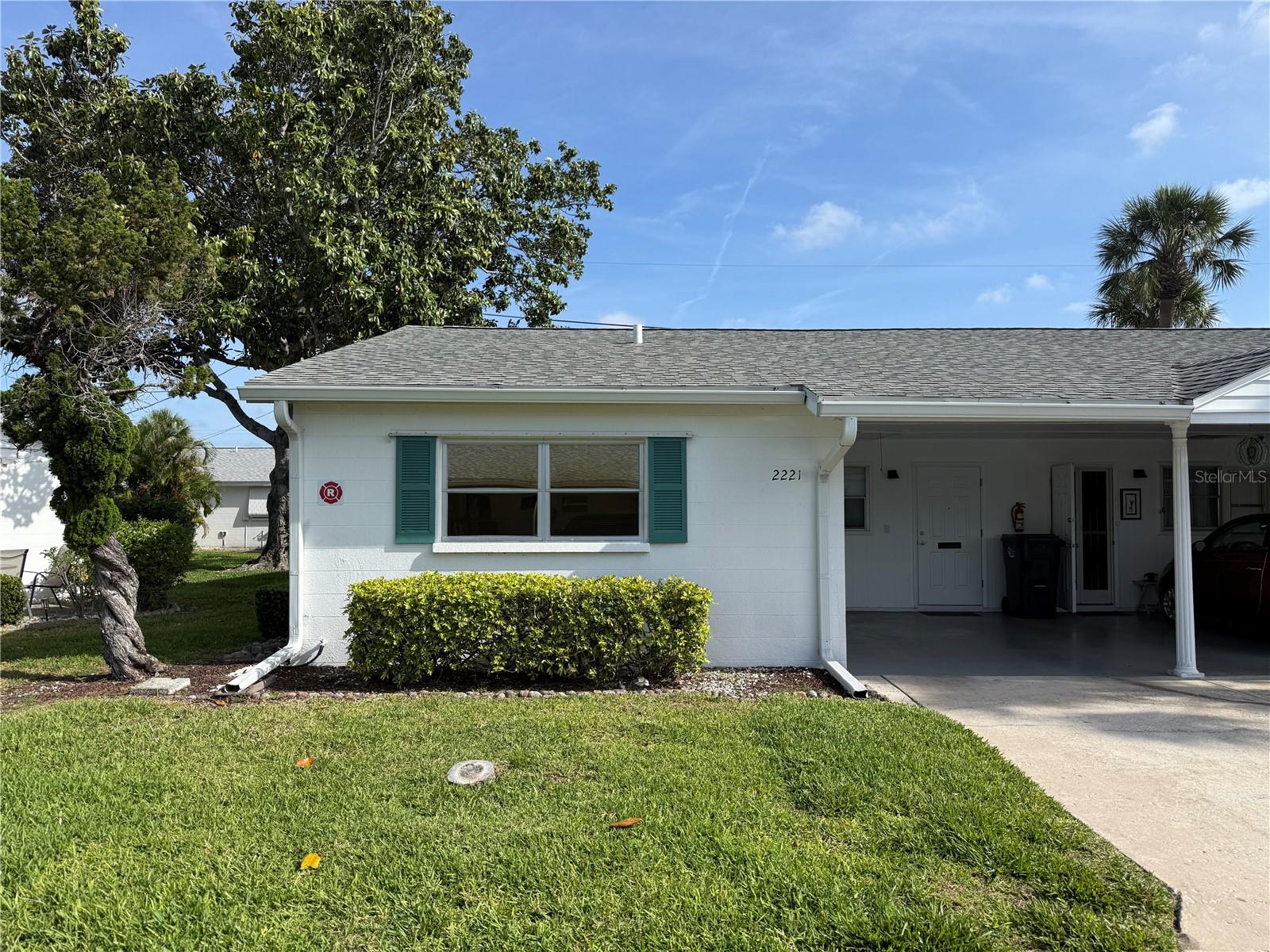 2221 Orange Blossom Ln photo 1
