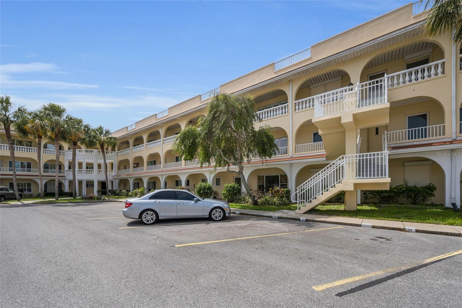 2223 Philippine Dr #35 photo 1