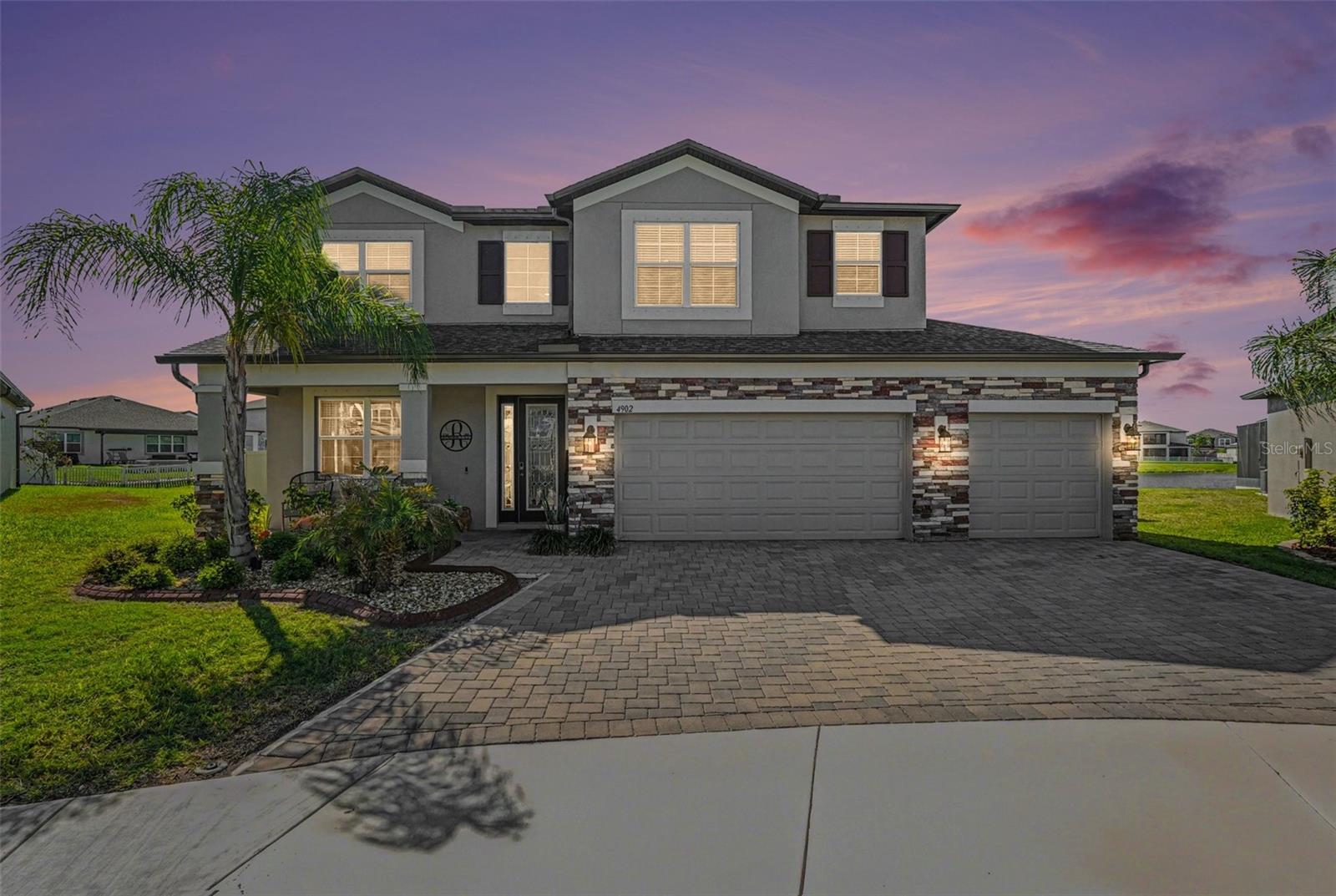 4902 Eagle Rock Dr photo 1