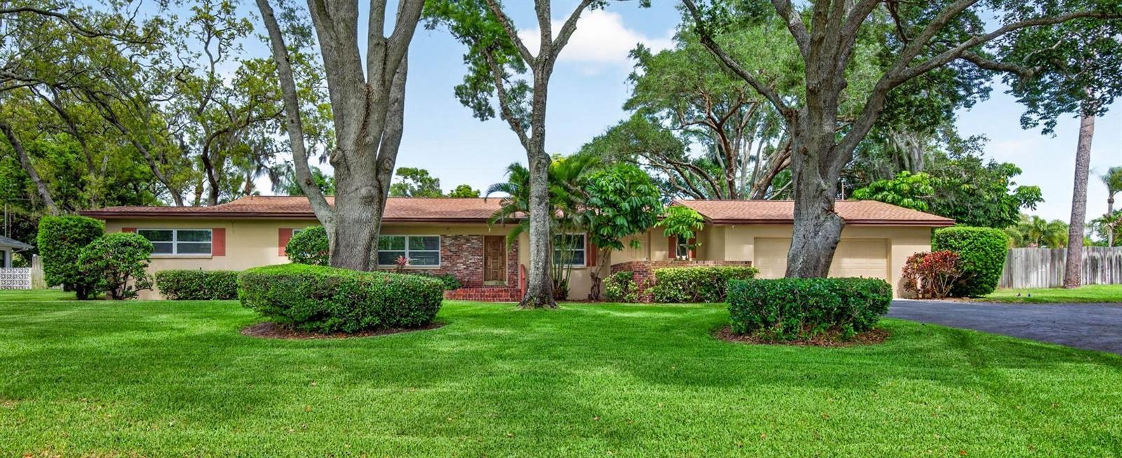 7 Eagle Ln photo 1