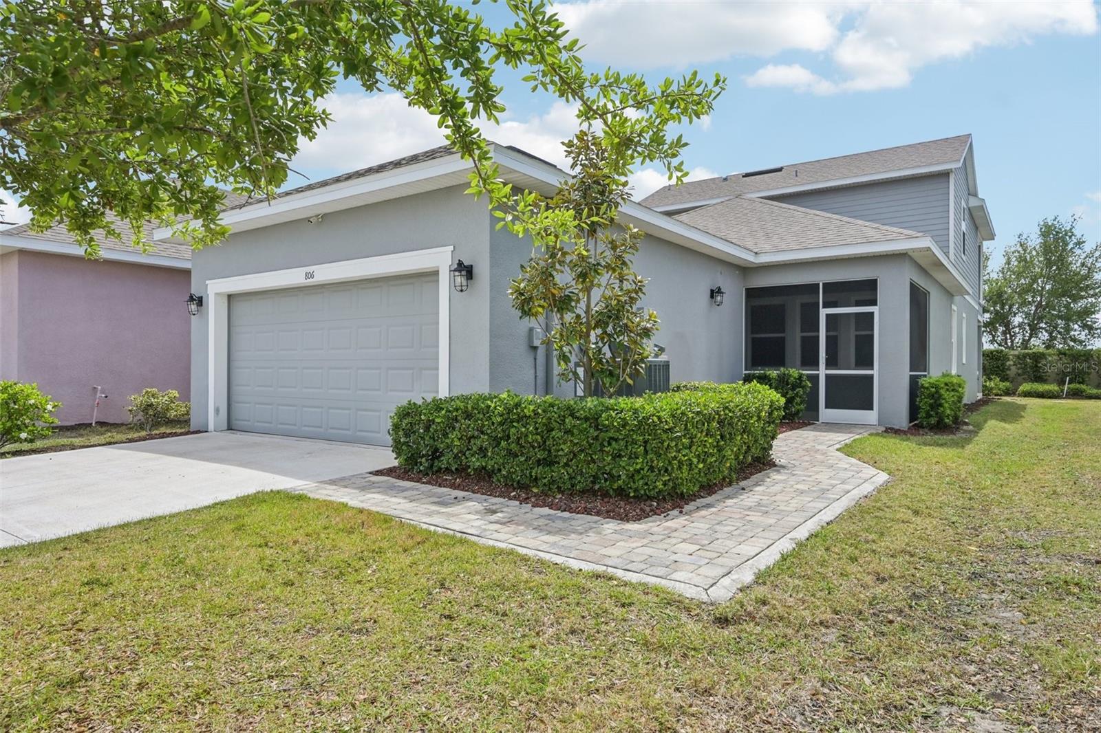 806 Winterside Dr photo 1