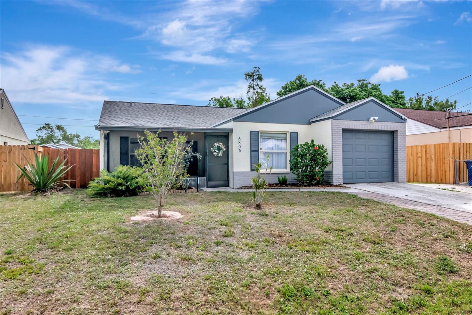 6806 S Gabrielle St photo 1