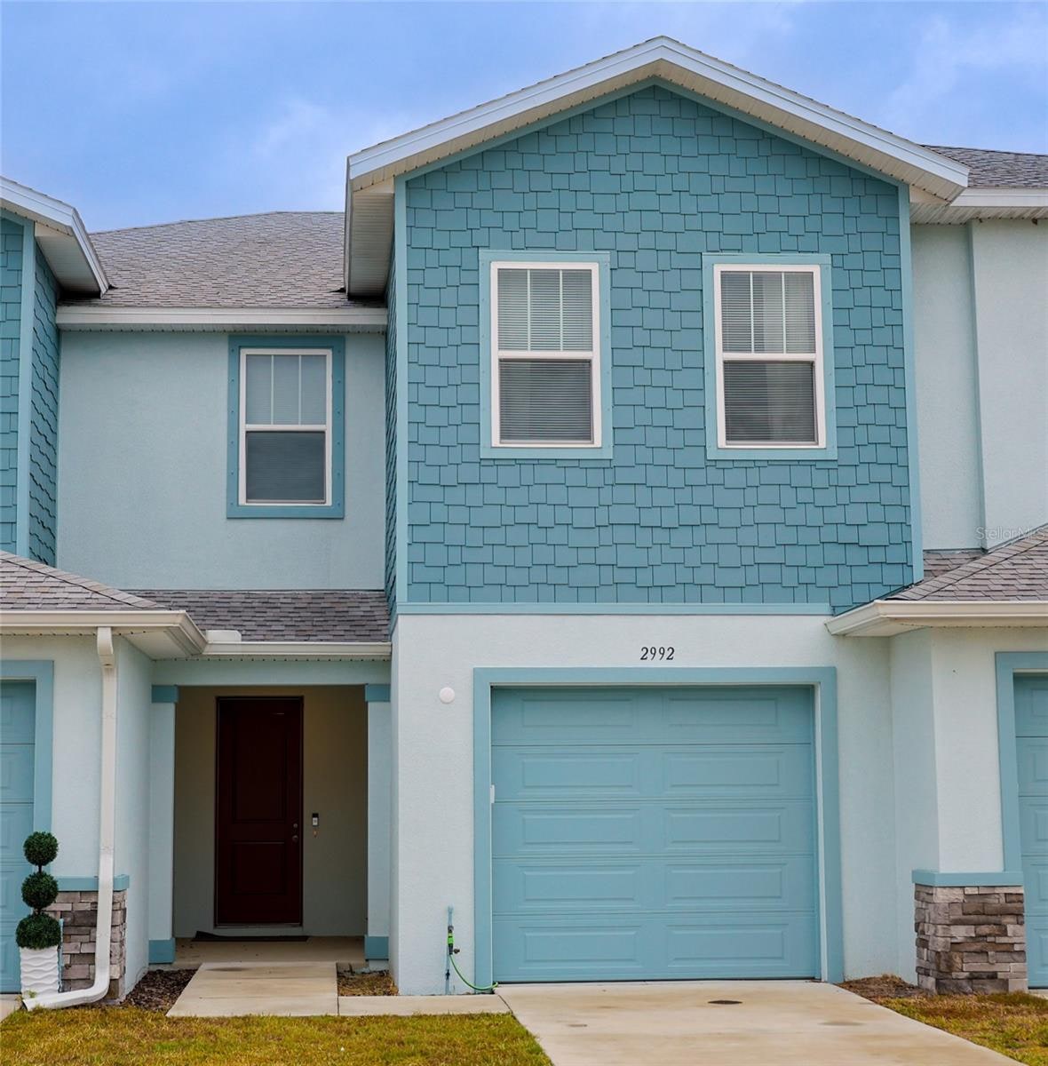 2992 Mearshire Dr photo 1