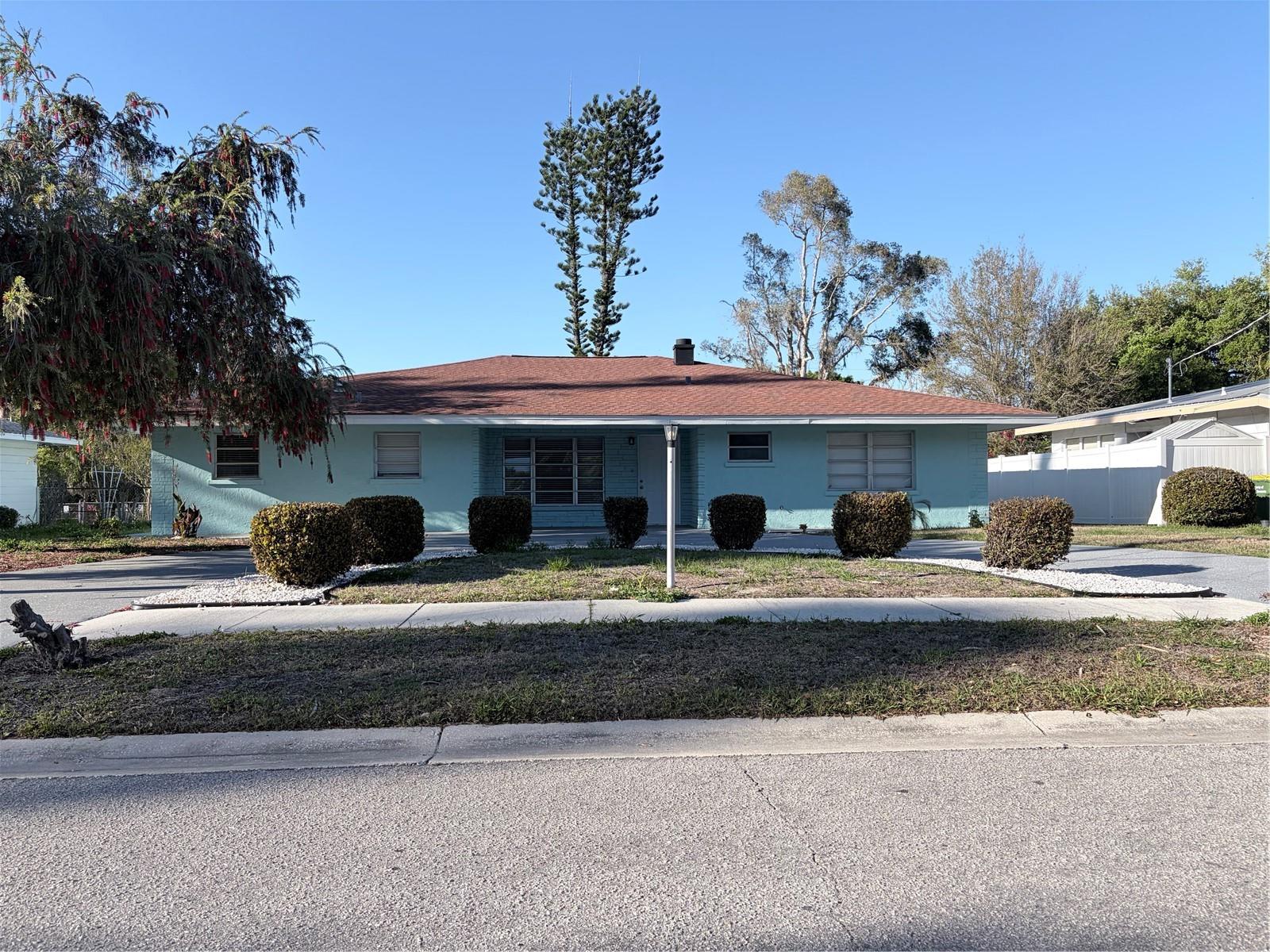 1339 22nd St photo 1