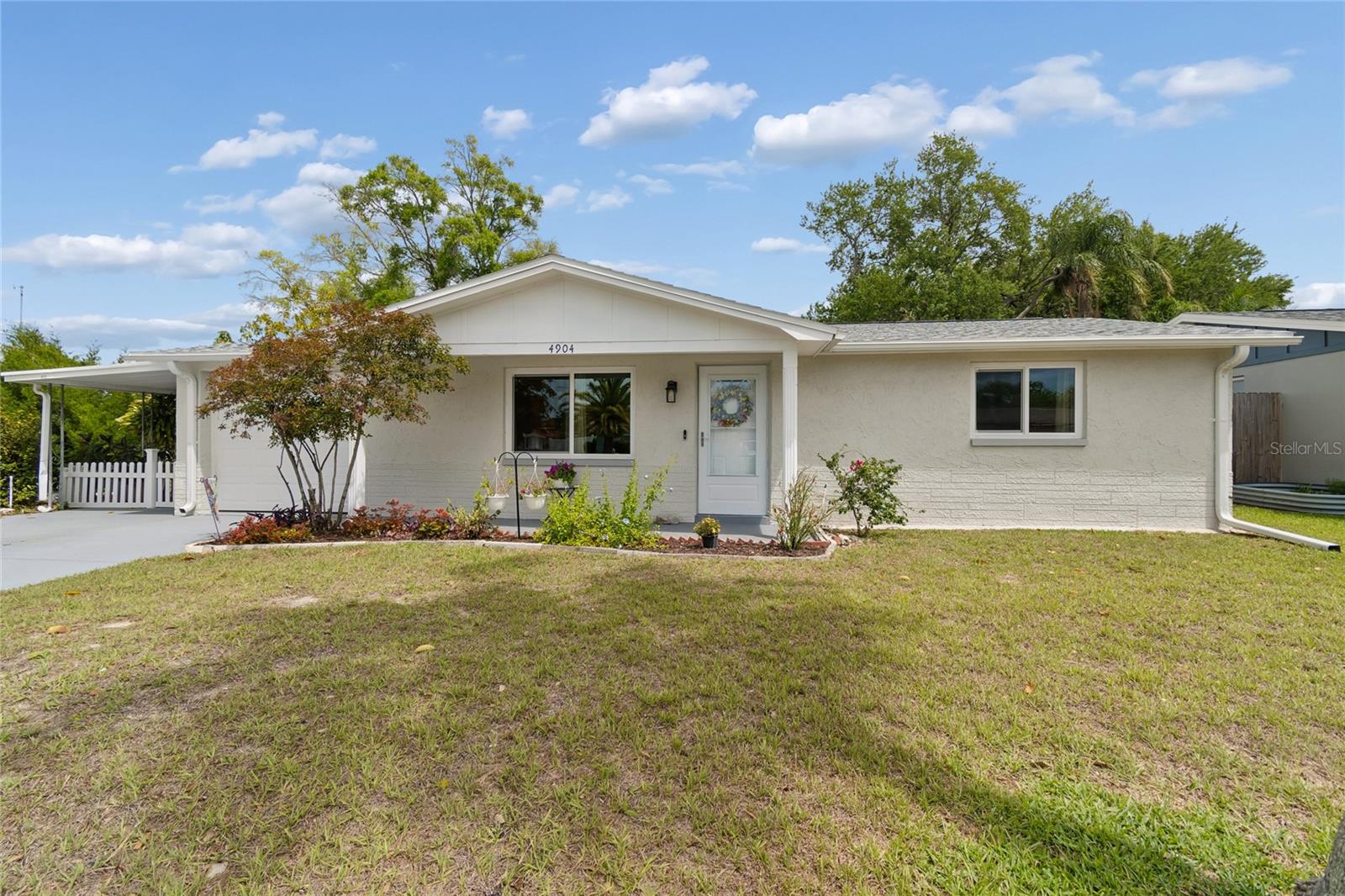 4904 Fleetwood St photo 1