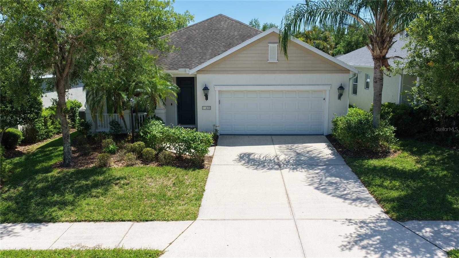 4650 Woodbrook Dr photo 1