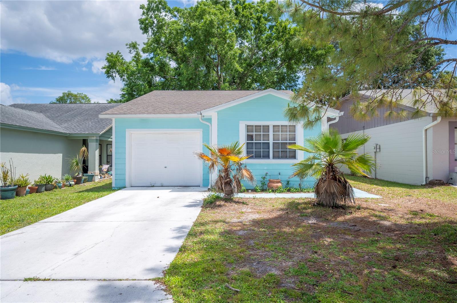 1378 Bramblewood Dr photo 1