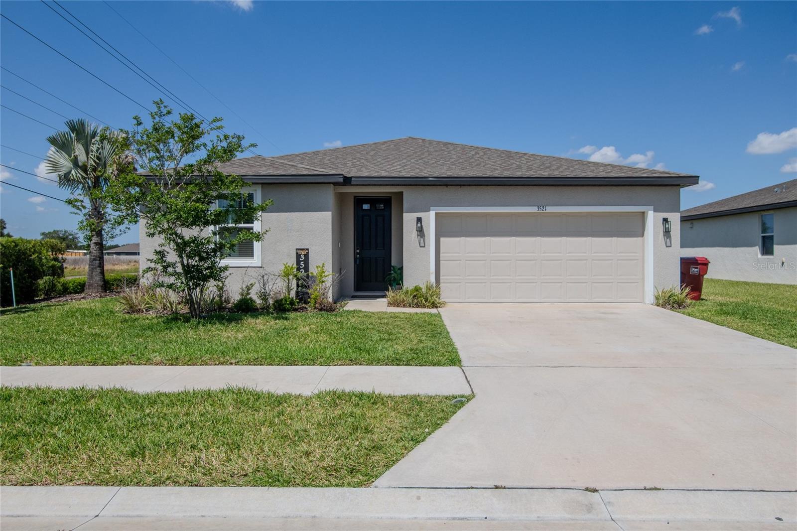 3521 Bonsilva St photo 1