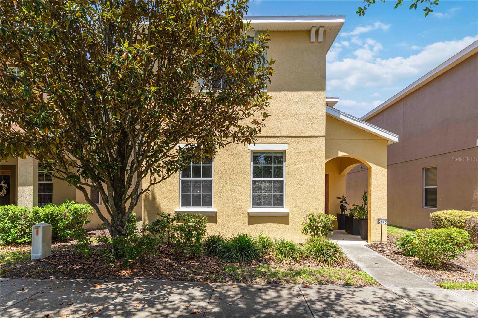 9040 Aspen Hollow Pl photo 1