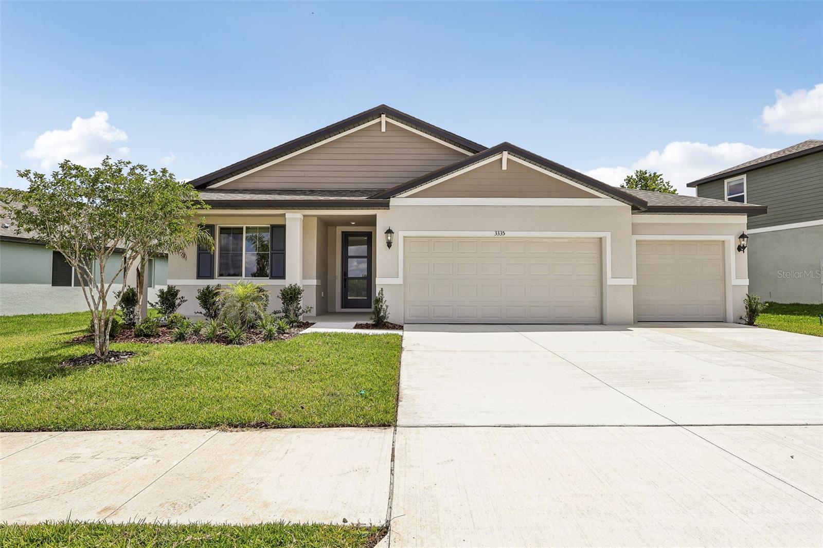 3335 Orchard Loop photo 1